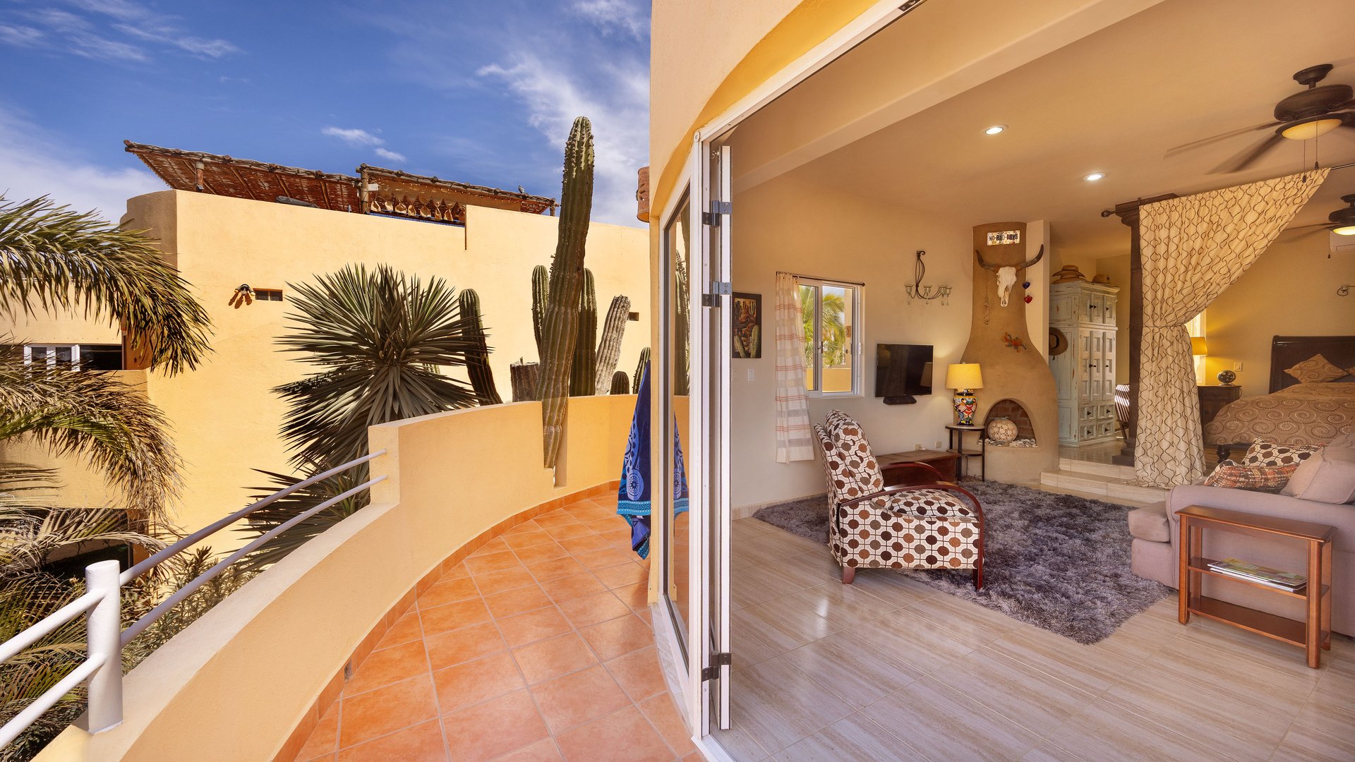 Puesta Del Sol Studio 1B