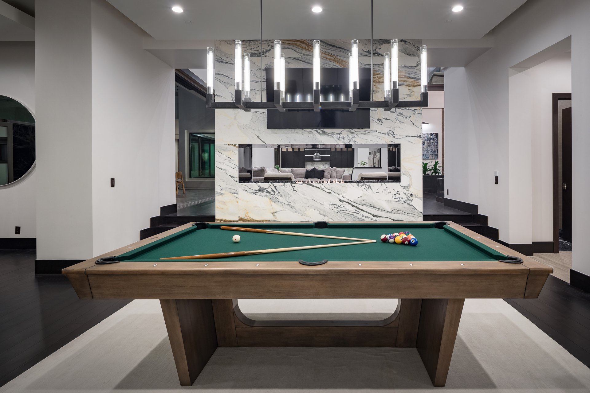 6 Bright Hollow Court