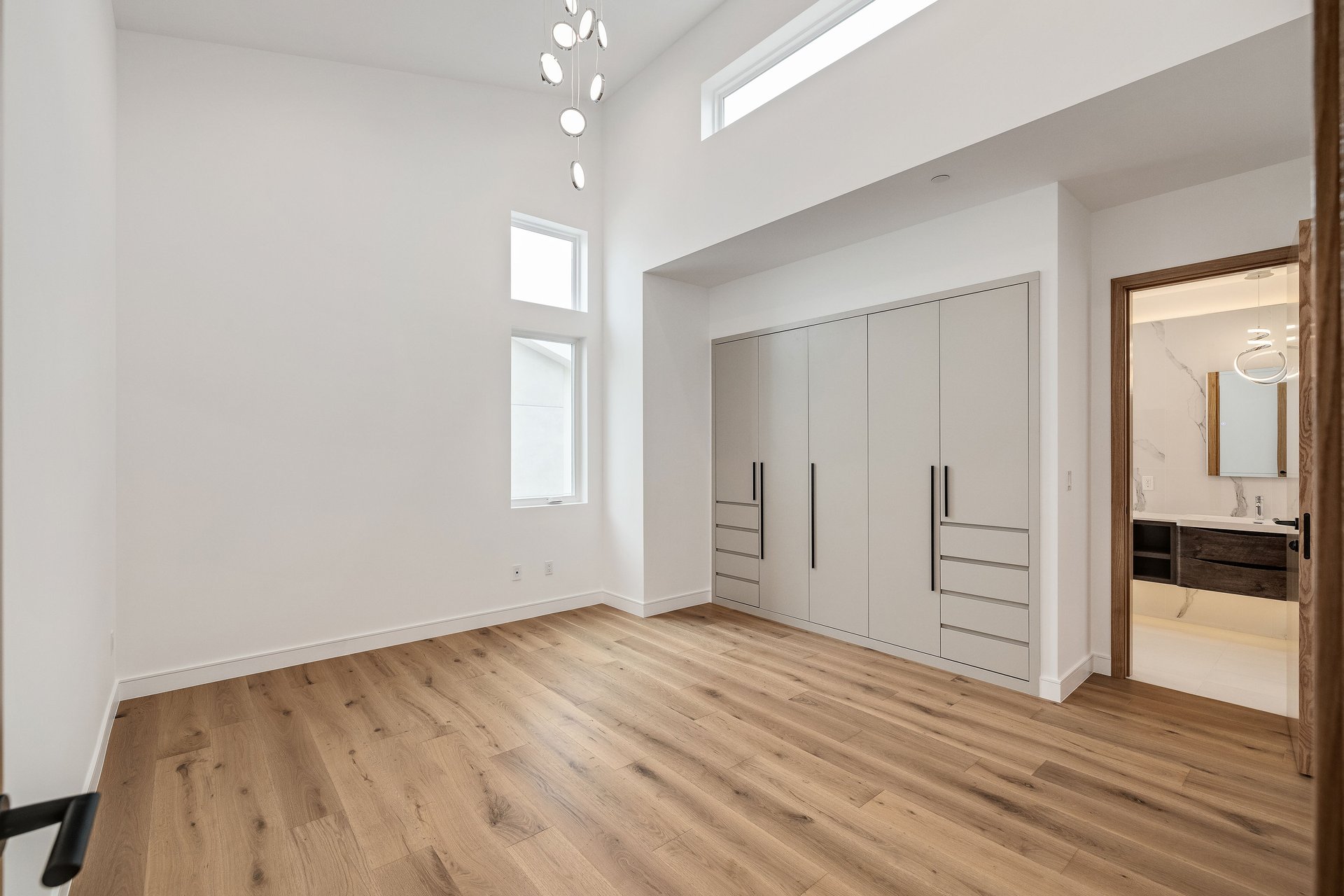 2106 Voorhees Avenue, Unit B