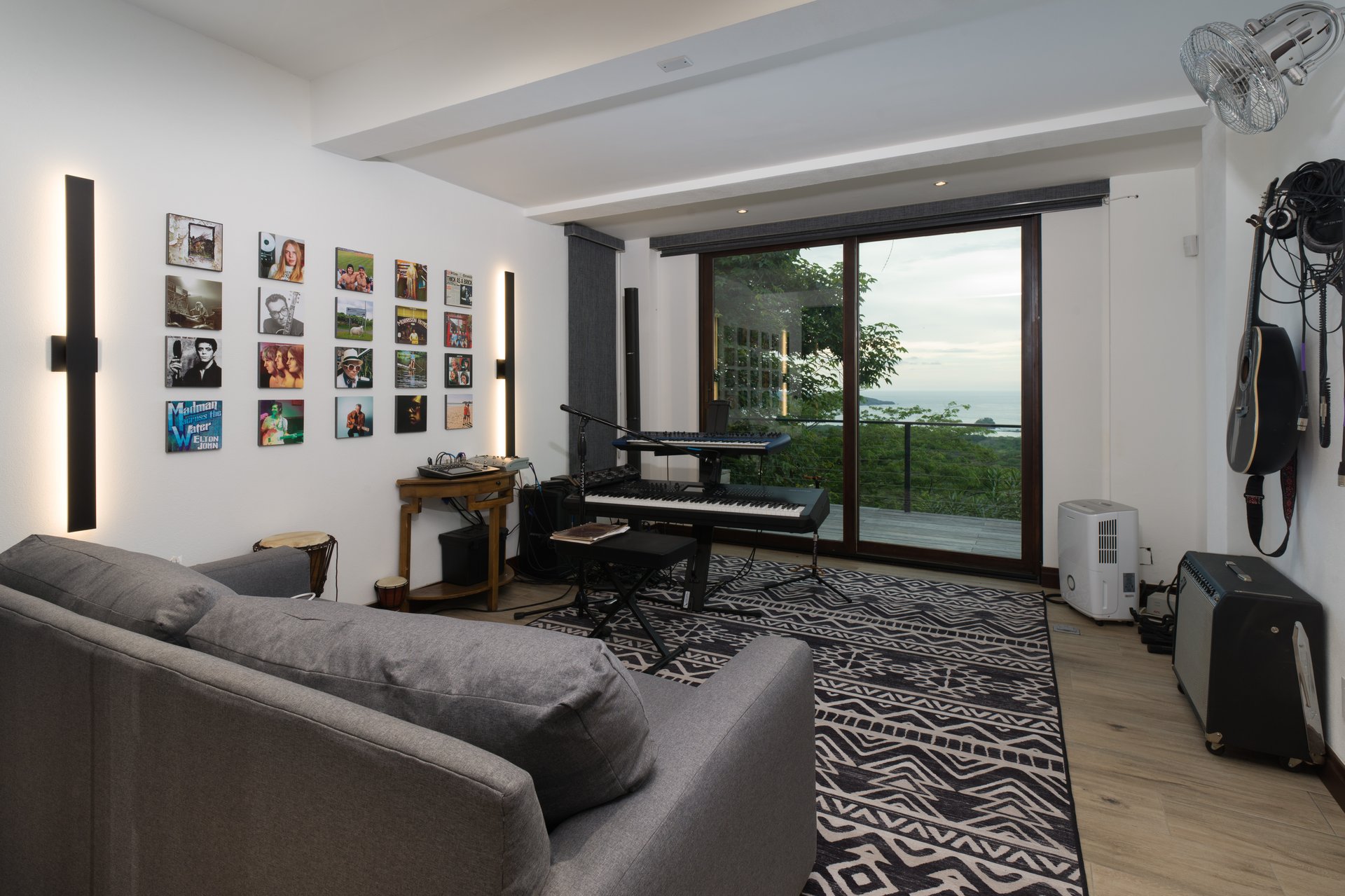Casa Symbiotica | Luxury 5-Bedroom Ocean-View Estate in Mar Vista