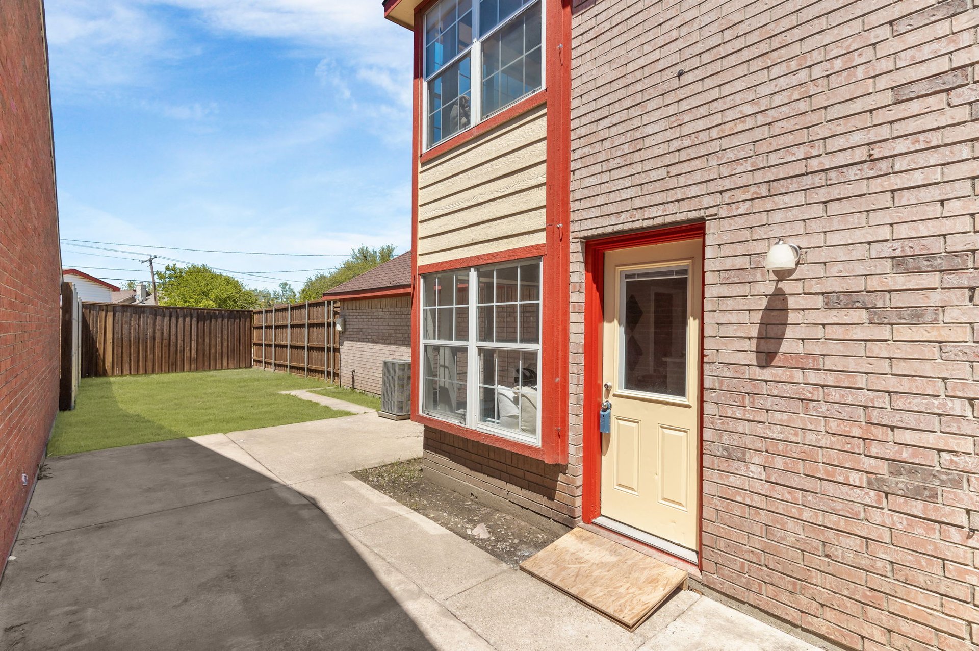 1014 S Ballard Avenue (3% BAC)