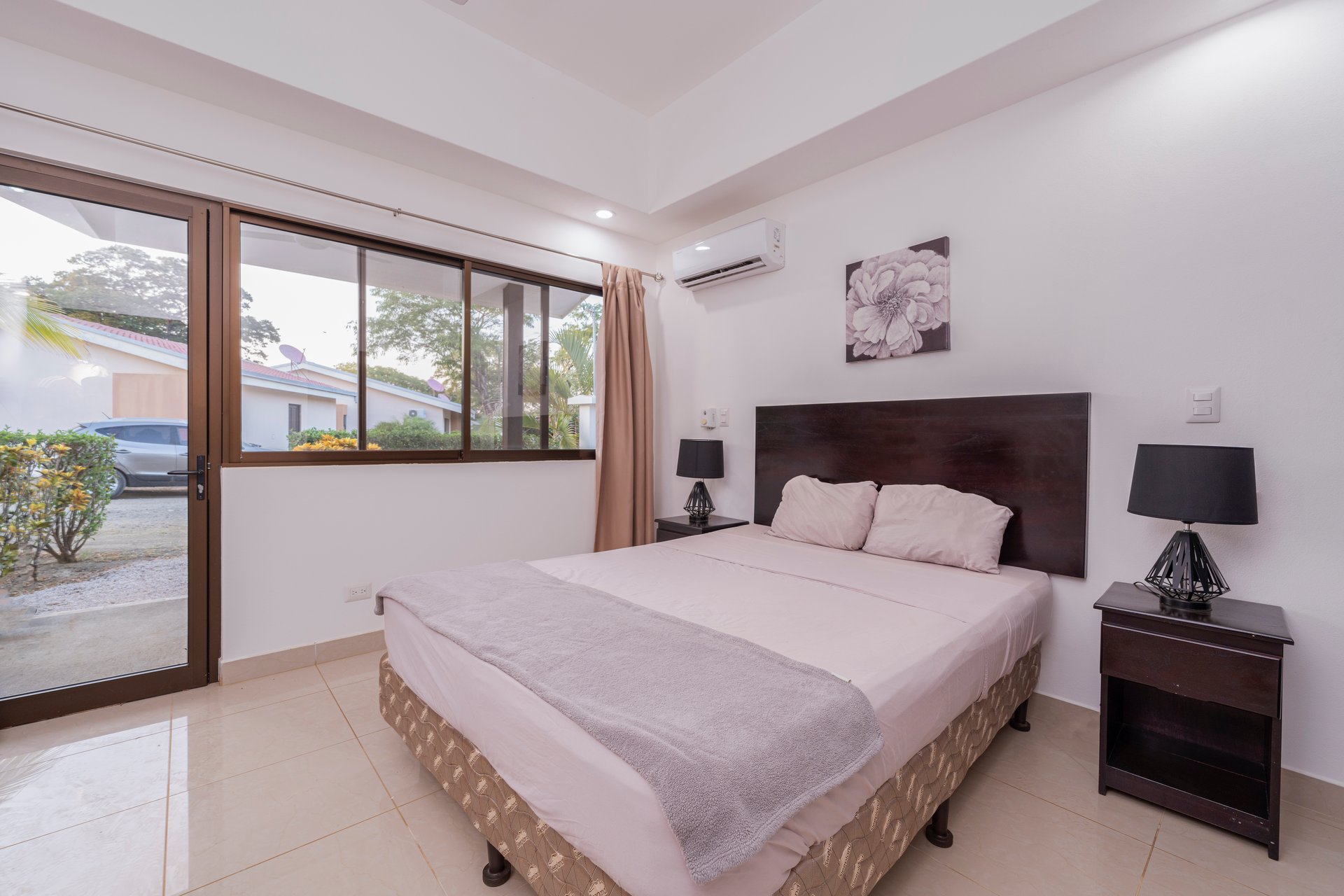 Casa Pura Vida 37 | Charming Villa in Playa Lagarto Eco-Development
