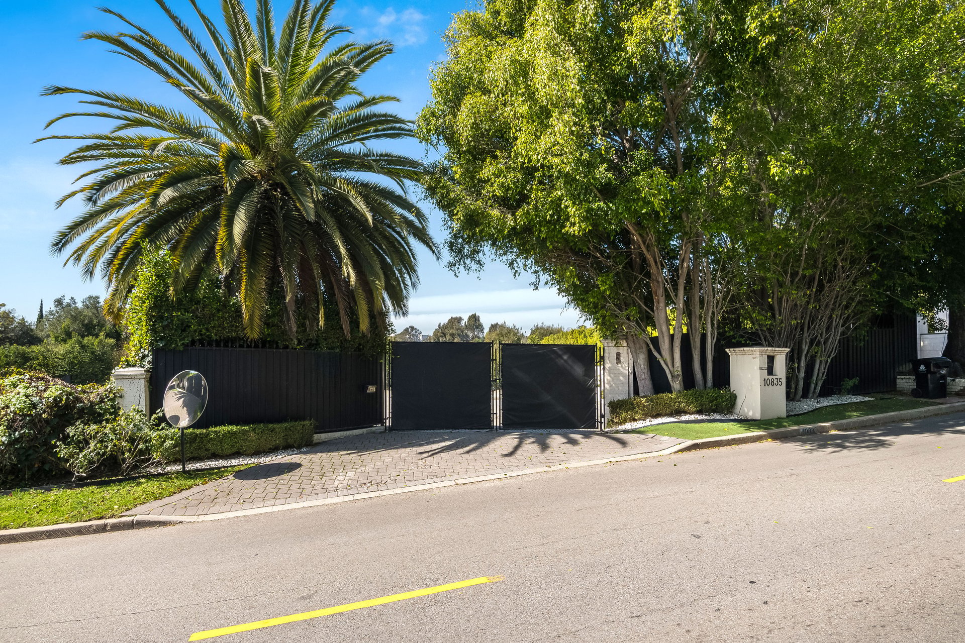 10835 Bellagio Rd