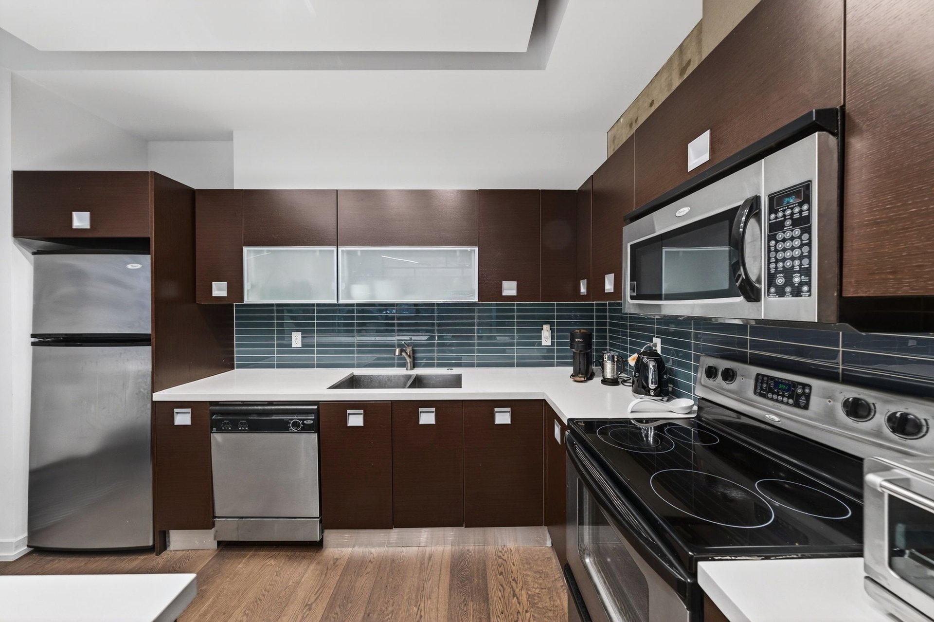  SOLD: In The Heart Of Vibrant King West
