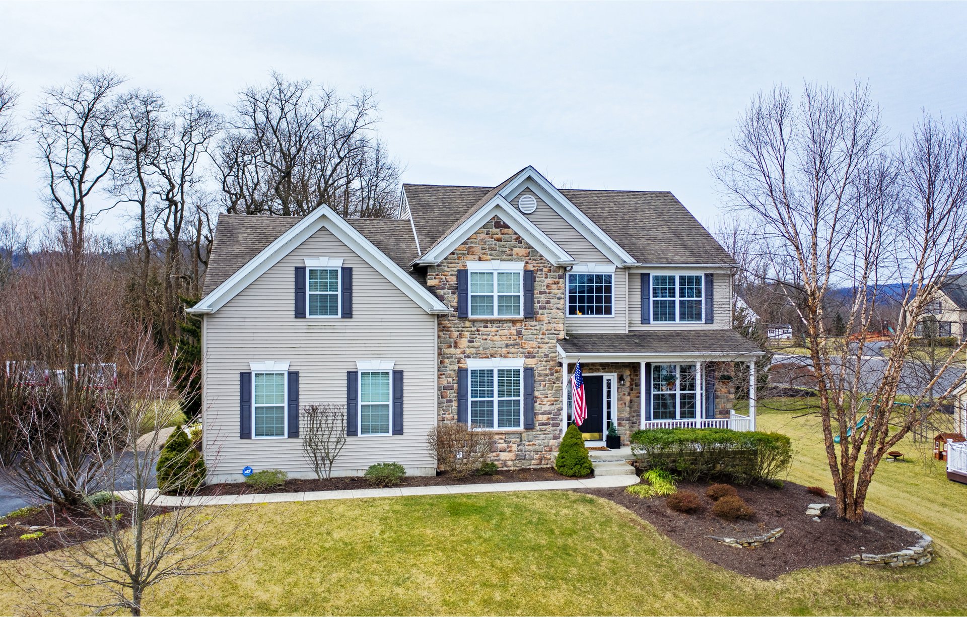 4640 Rolling Ridge Drive