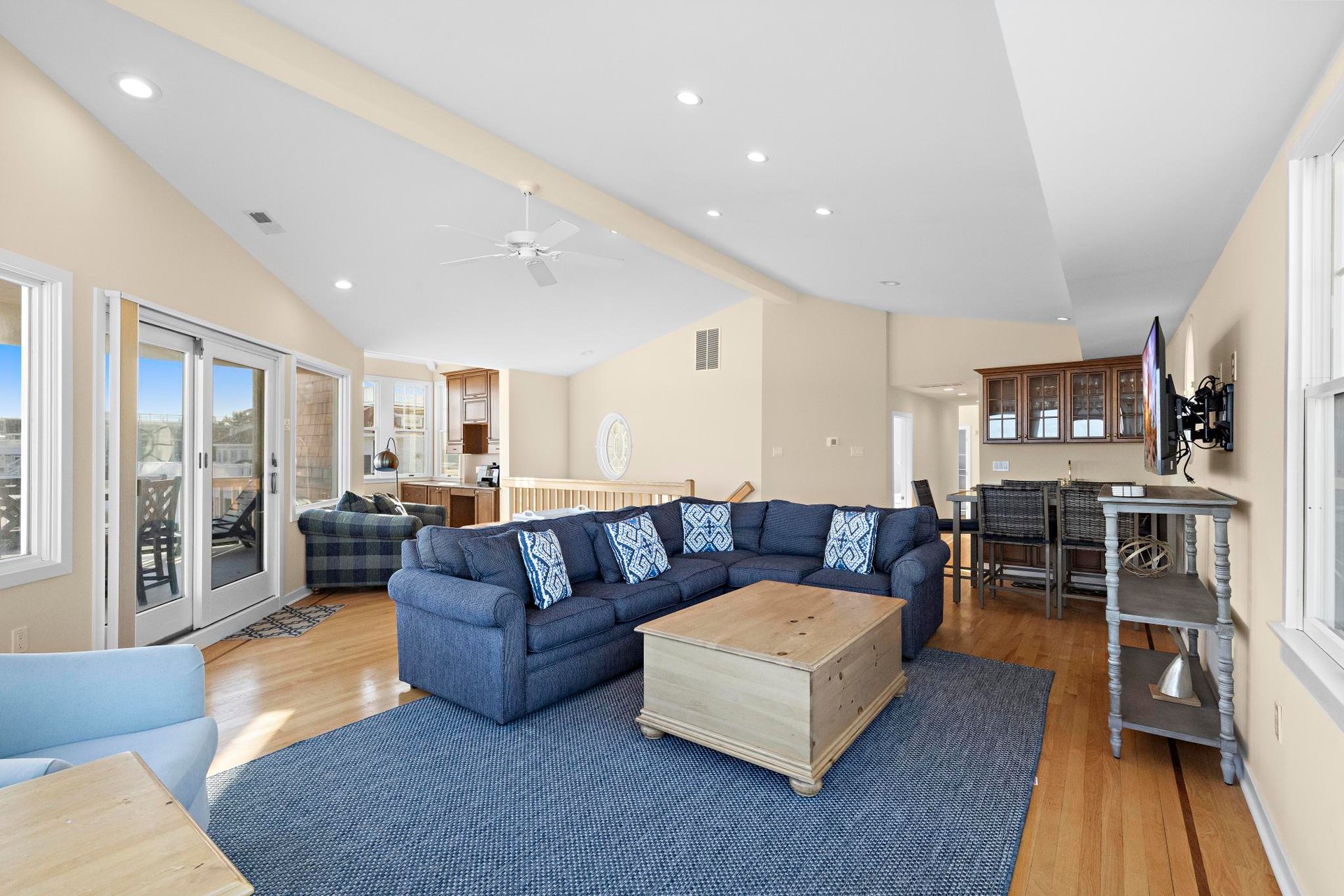 7211 Ocean Blvd
