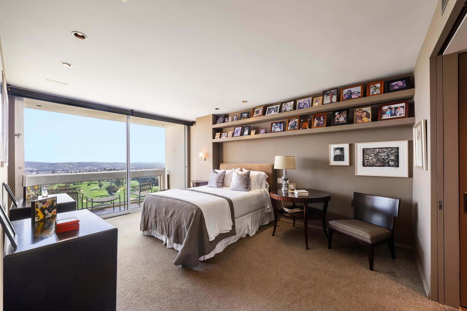 2220 Avenue Of The Stars Unit: 2304-2305