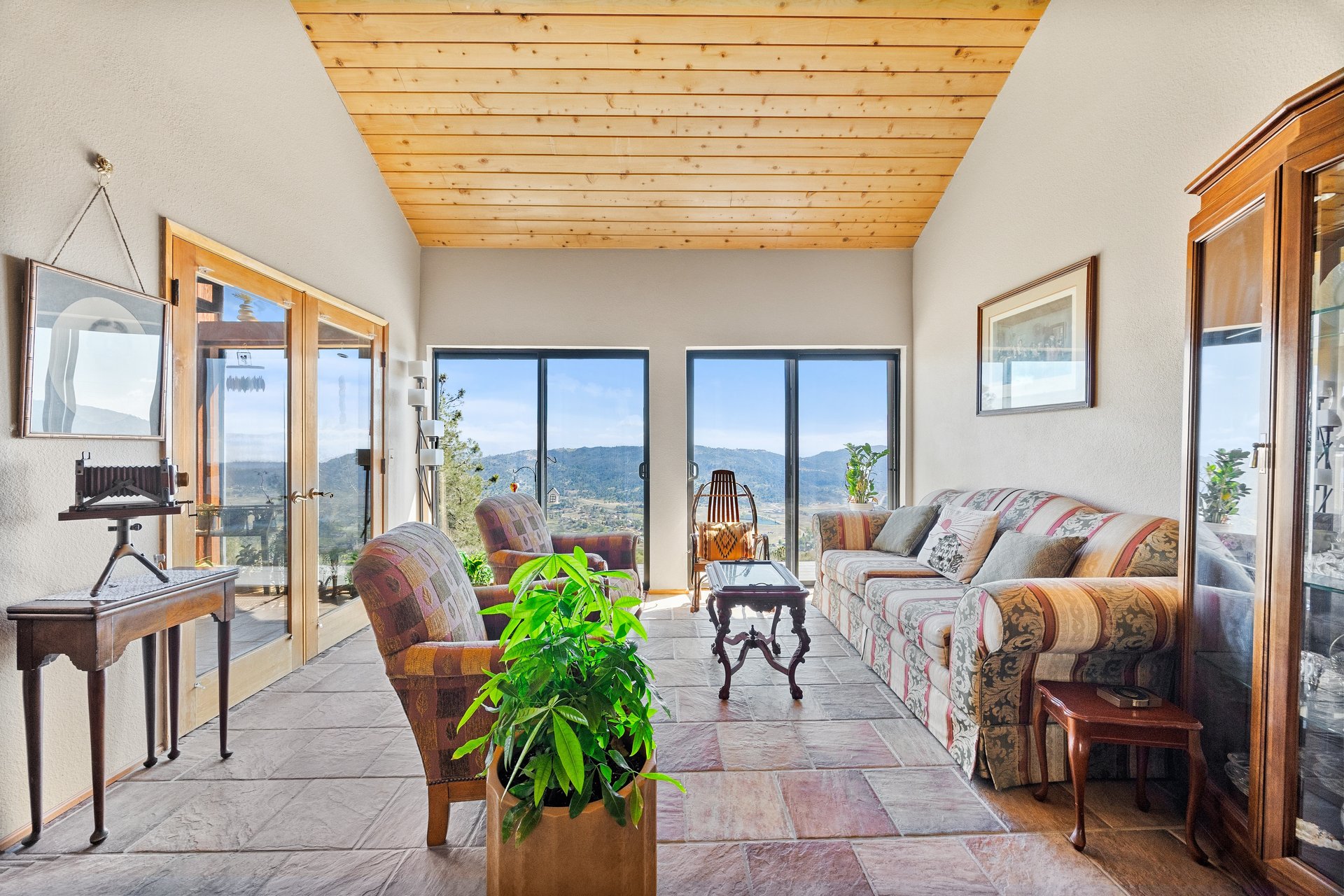 Views & Private 4.44-Acre Retreat | 24930 Paramount Drive