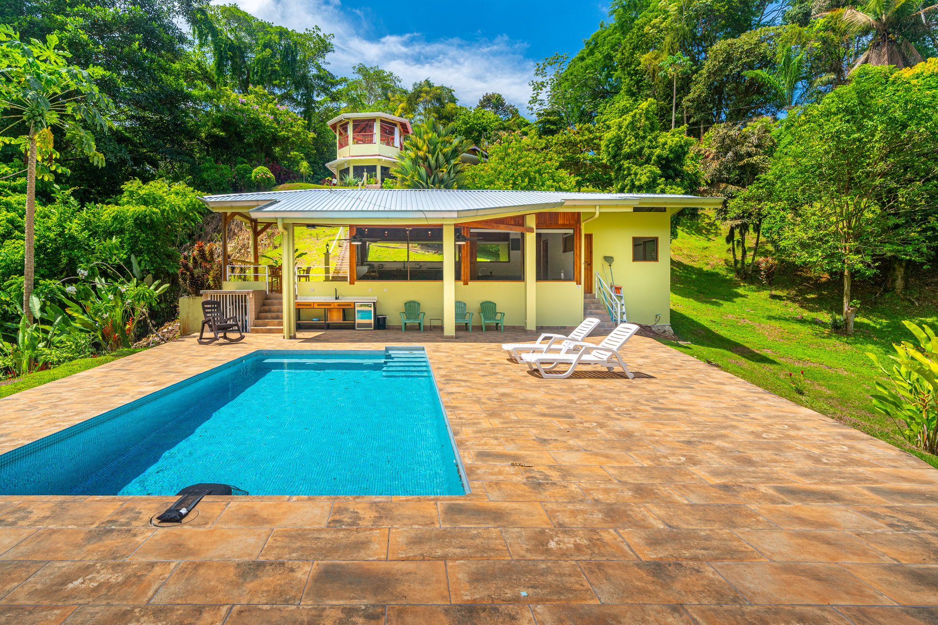 Amazing Mountain View and Ocean View House and Guest House on 4.5 Acres of land in Ojochal