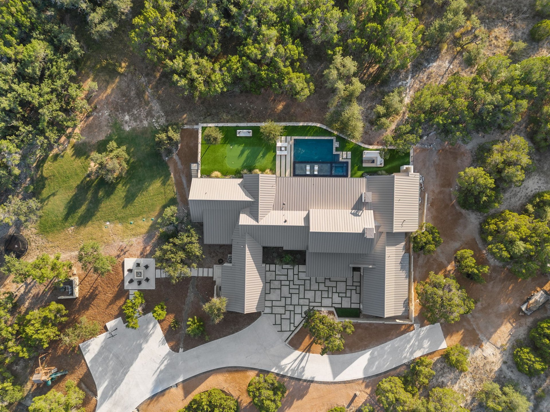 21001 Bertram Ln