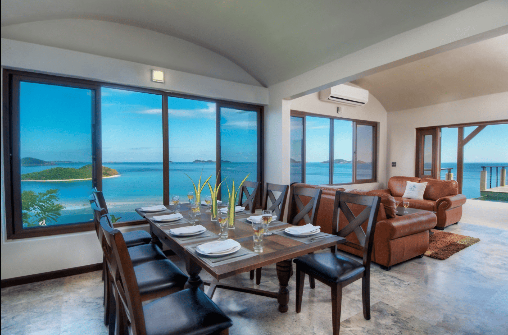 1026 Villa Alicia