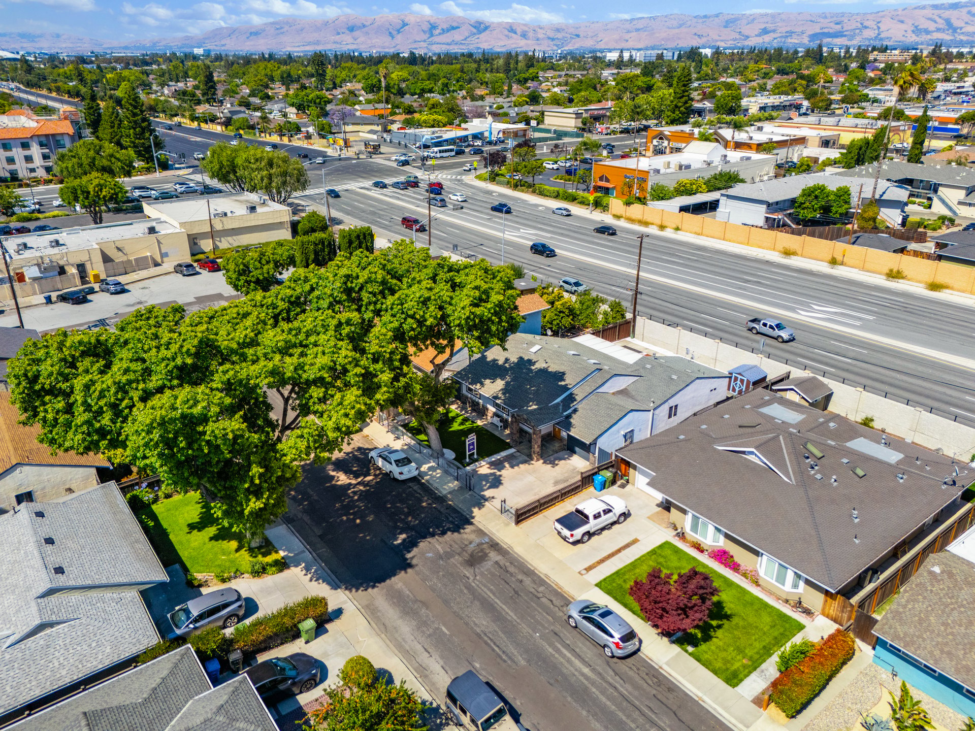 1459 Blackfield Drive