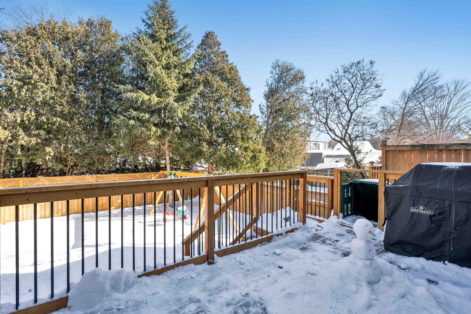 15 Marilyn Cres