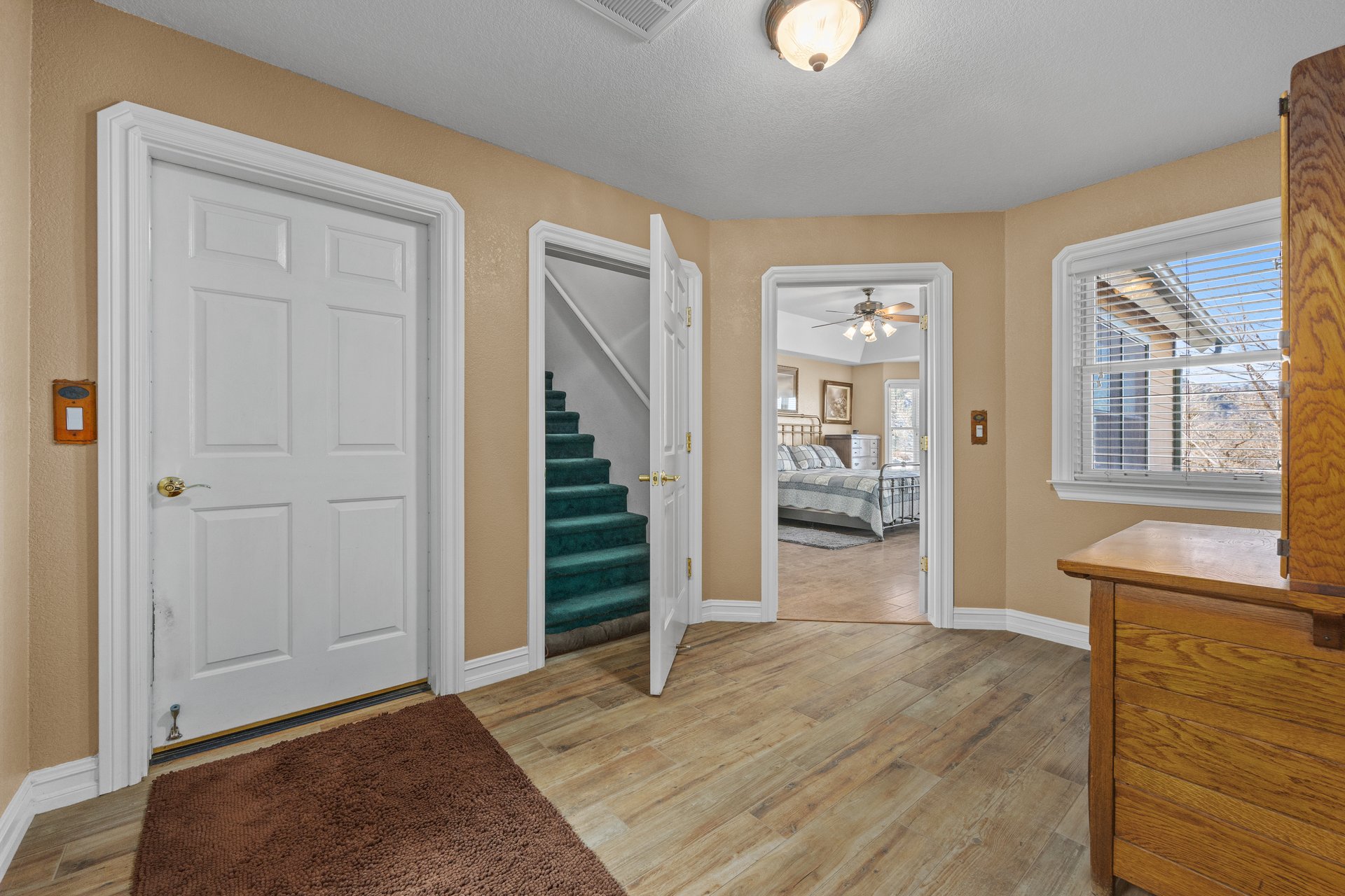 Equestrian Estate in Bear Valley Springs: 25820 Skyline Drive