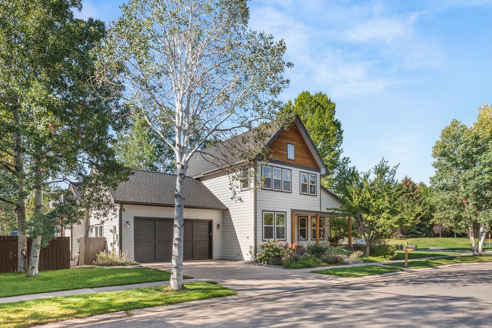 Your New Willits Home Awaits