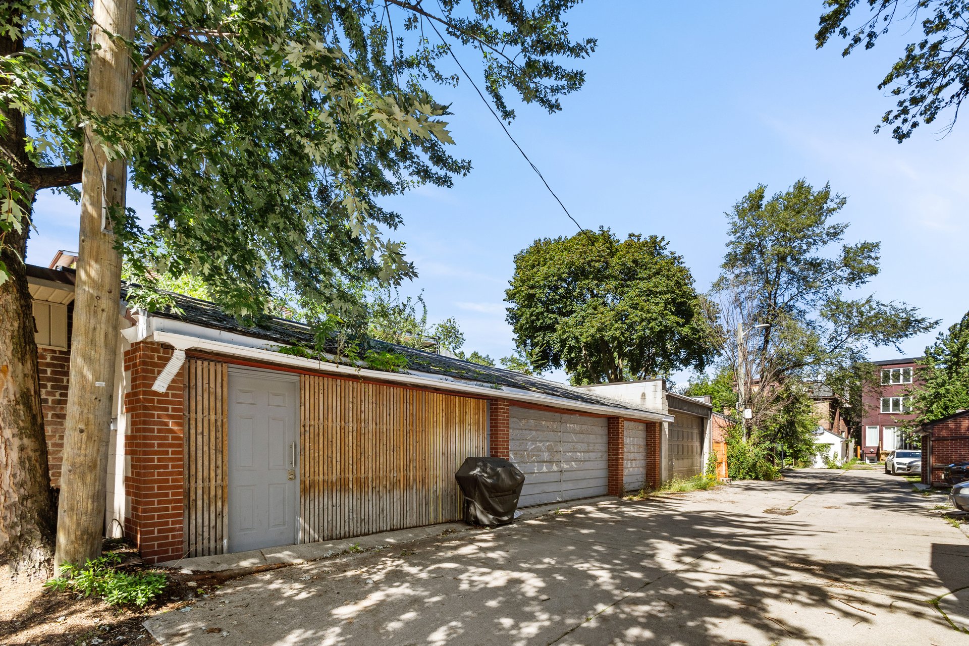 415 Brunswick Ave