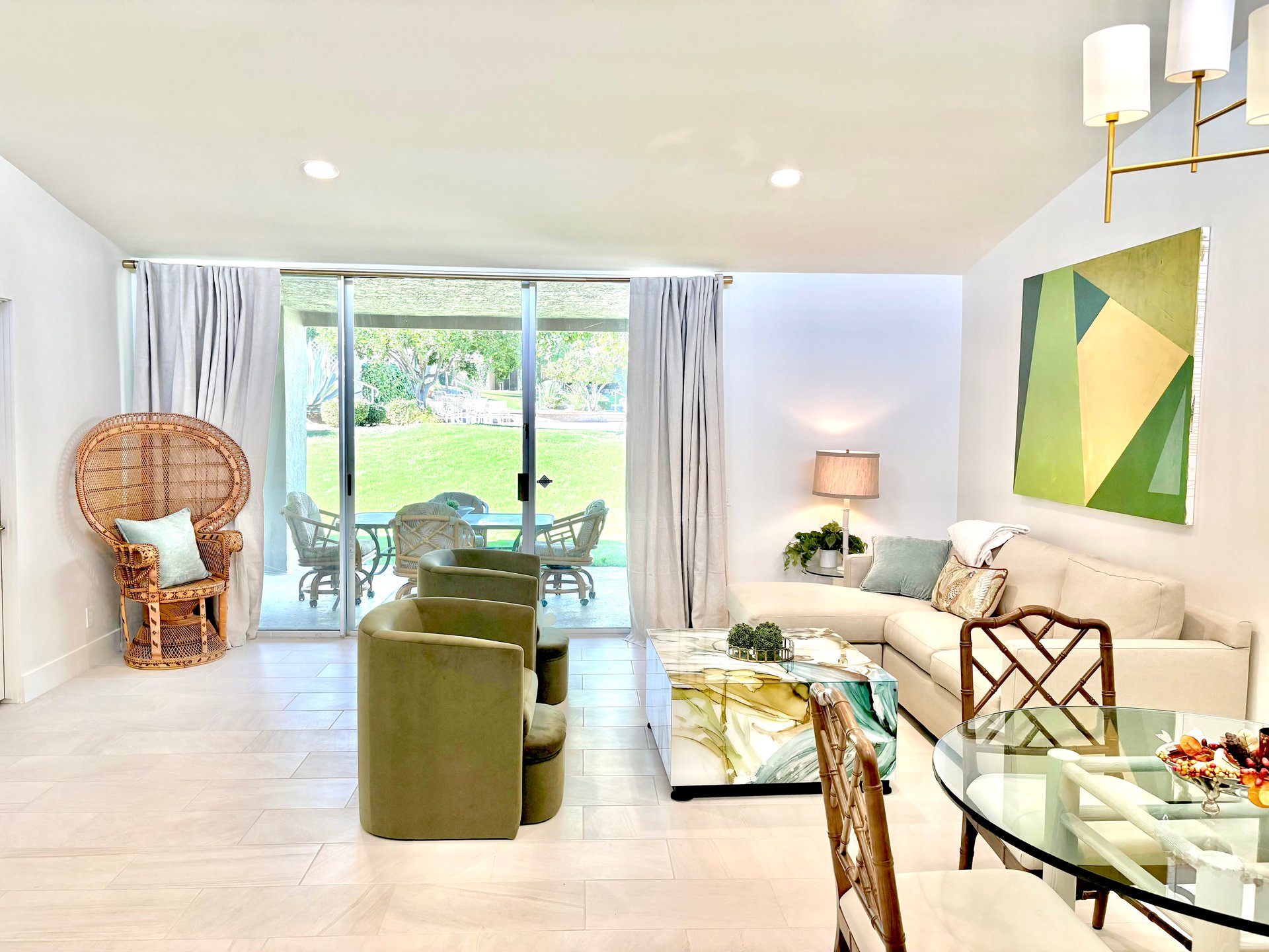 Mariposa Hideaway