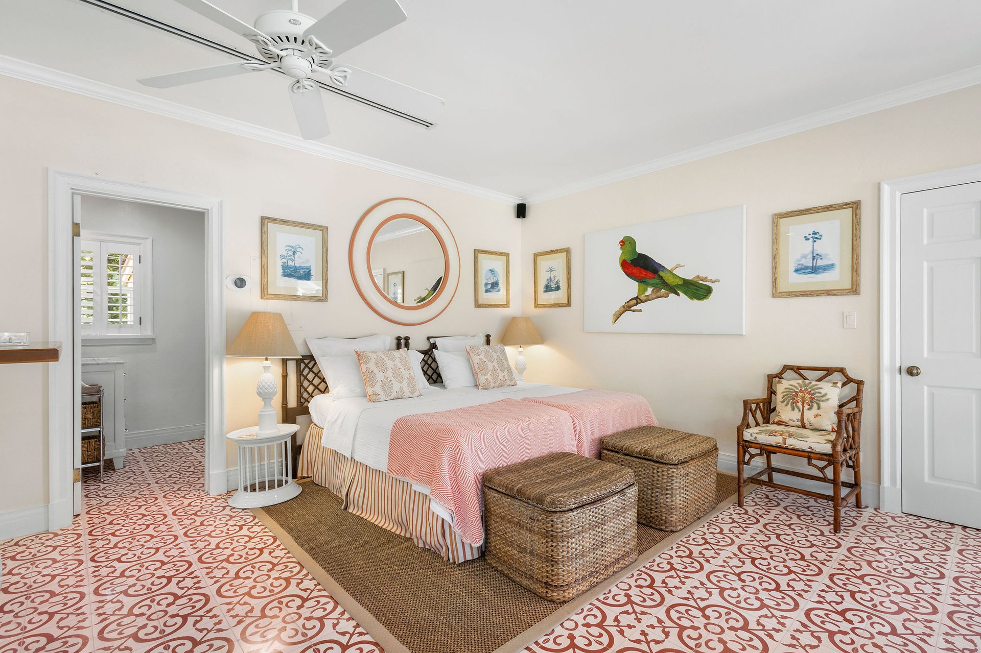 Sunswept, Lyford Cay