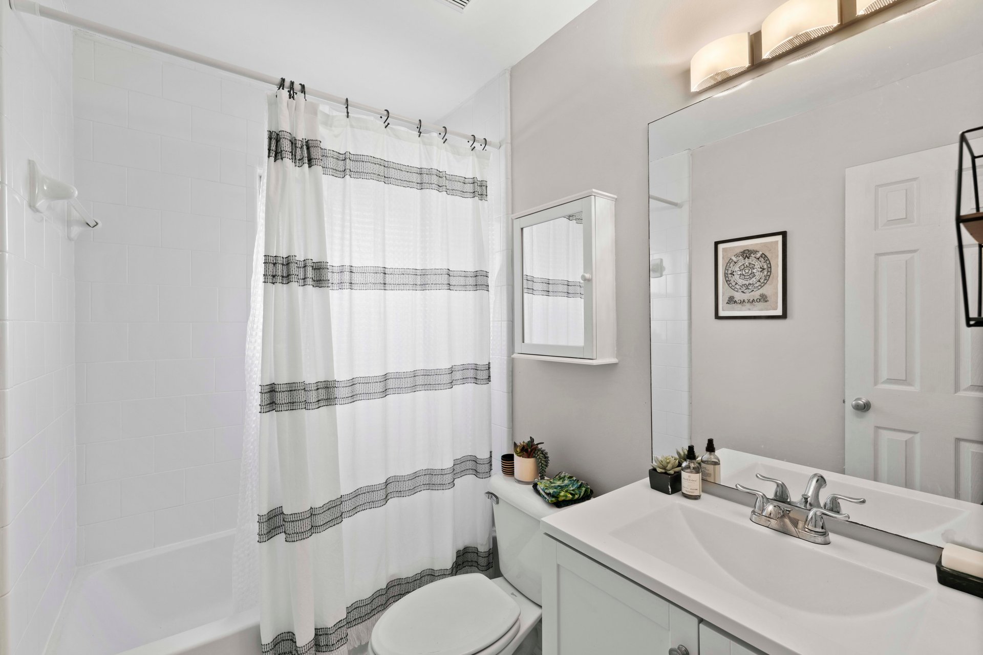 2232 Dunseath Avenue, Unit 210