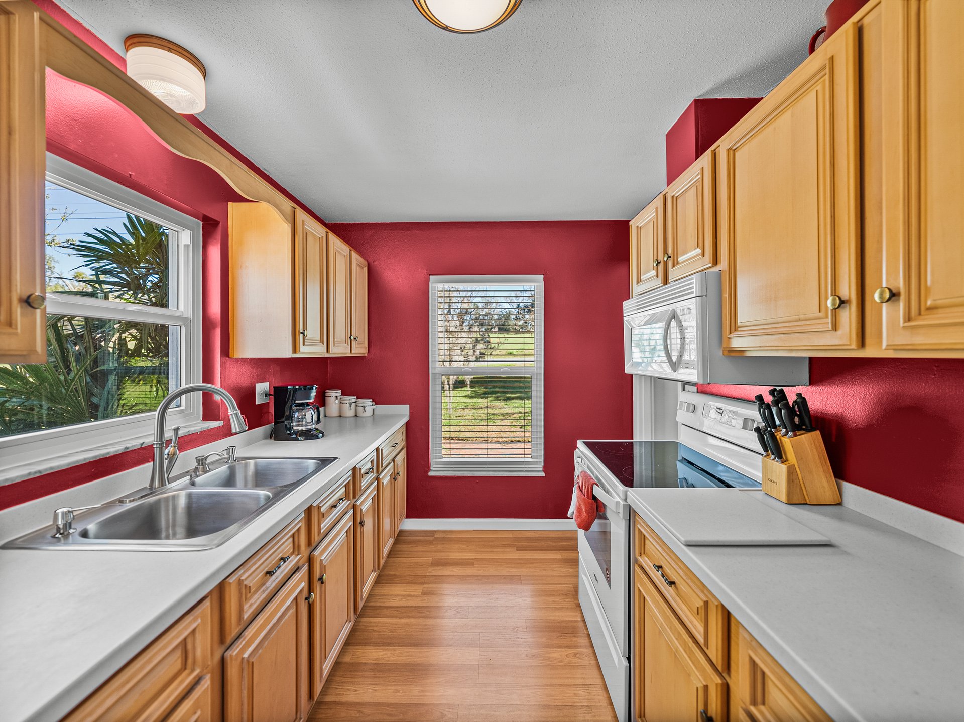 10925 FORT KING RD