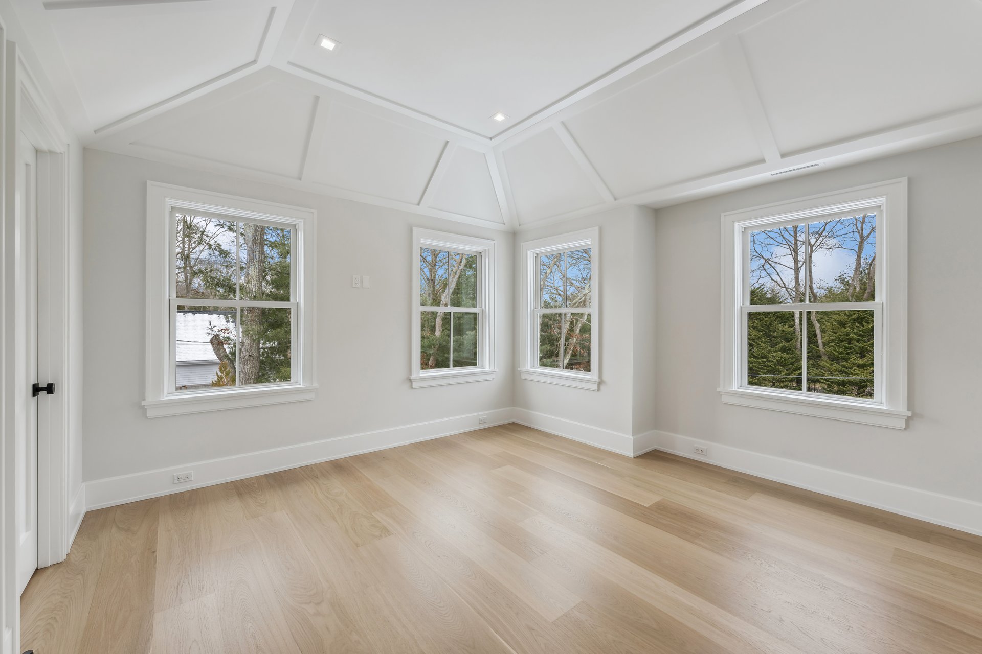 10 Richards Dr