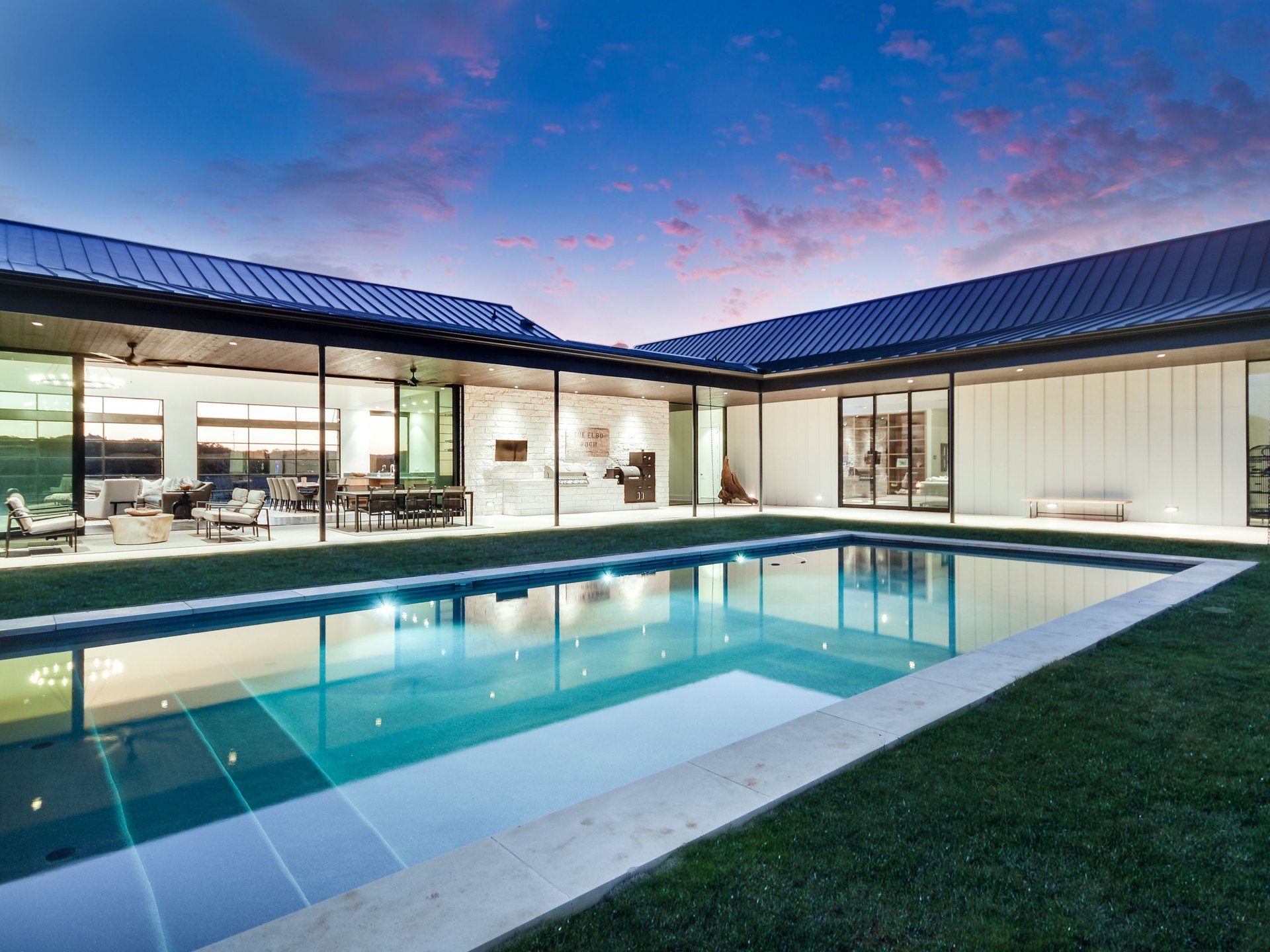 Luxury Modern Farmhouse