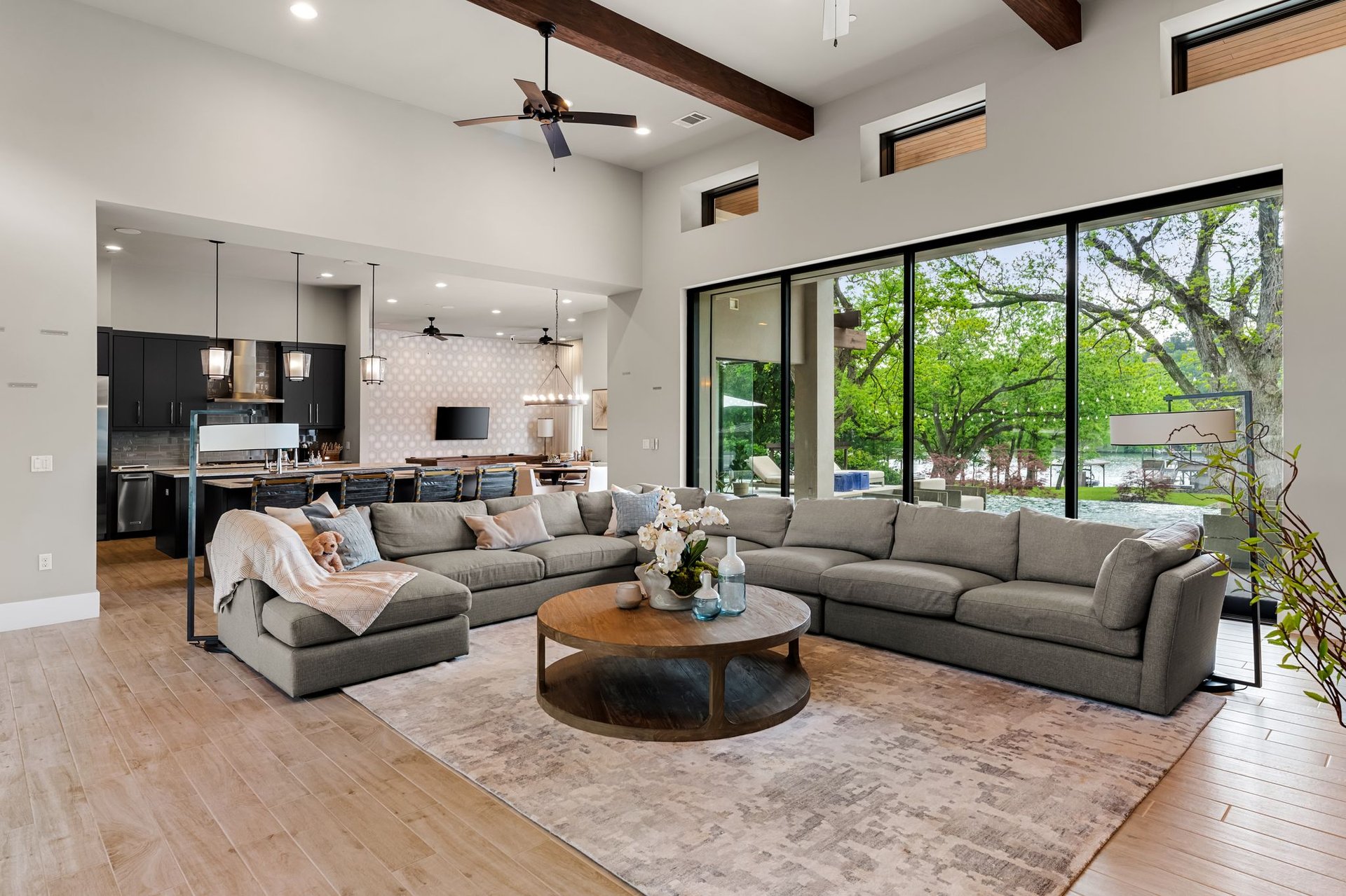 8508 Big View Drive