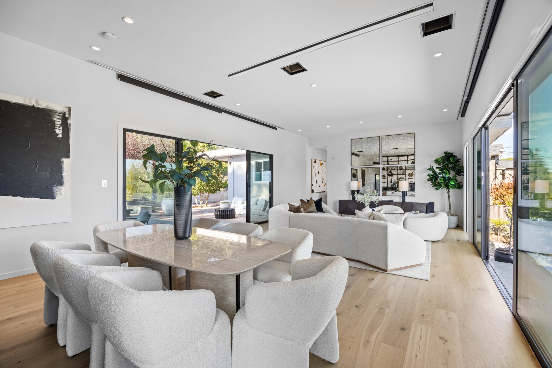 Stunning Contemporary Renovation