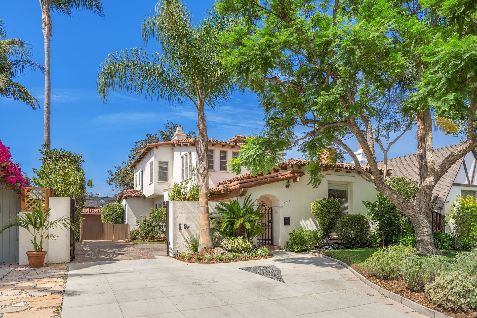 157 S. Fuller Ave