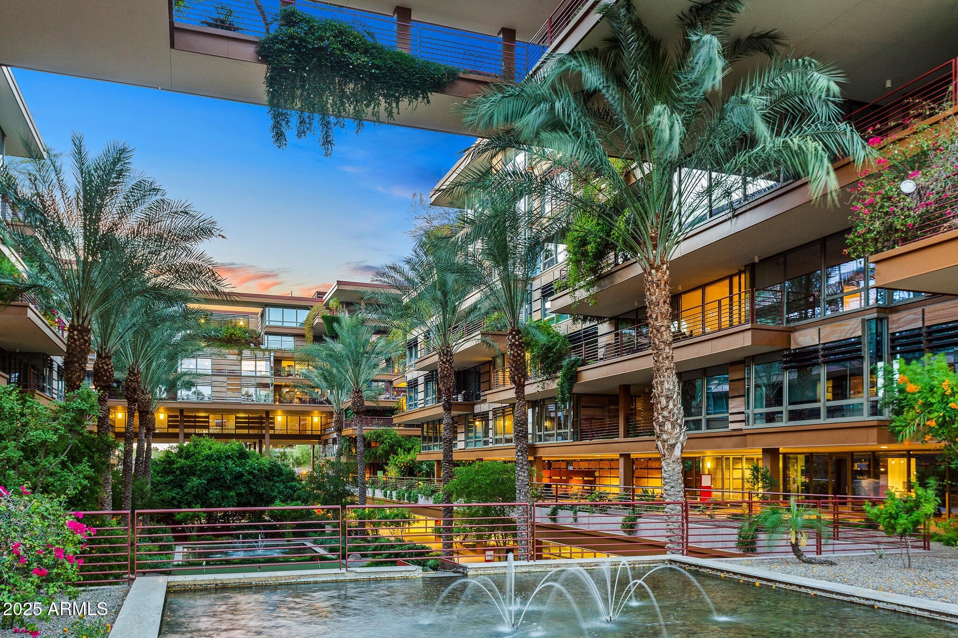 7147 E Rancho Vista Dr, #4007
