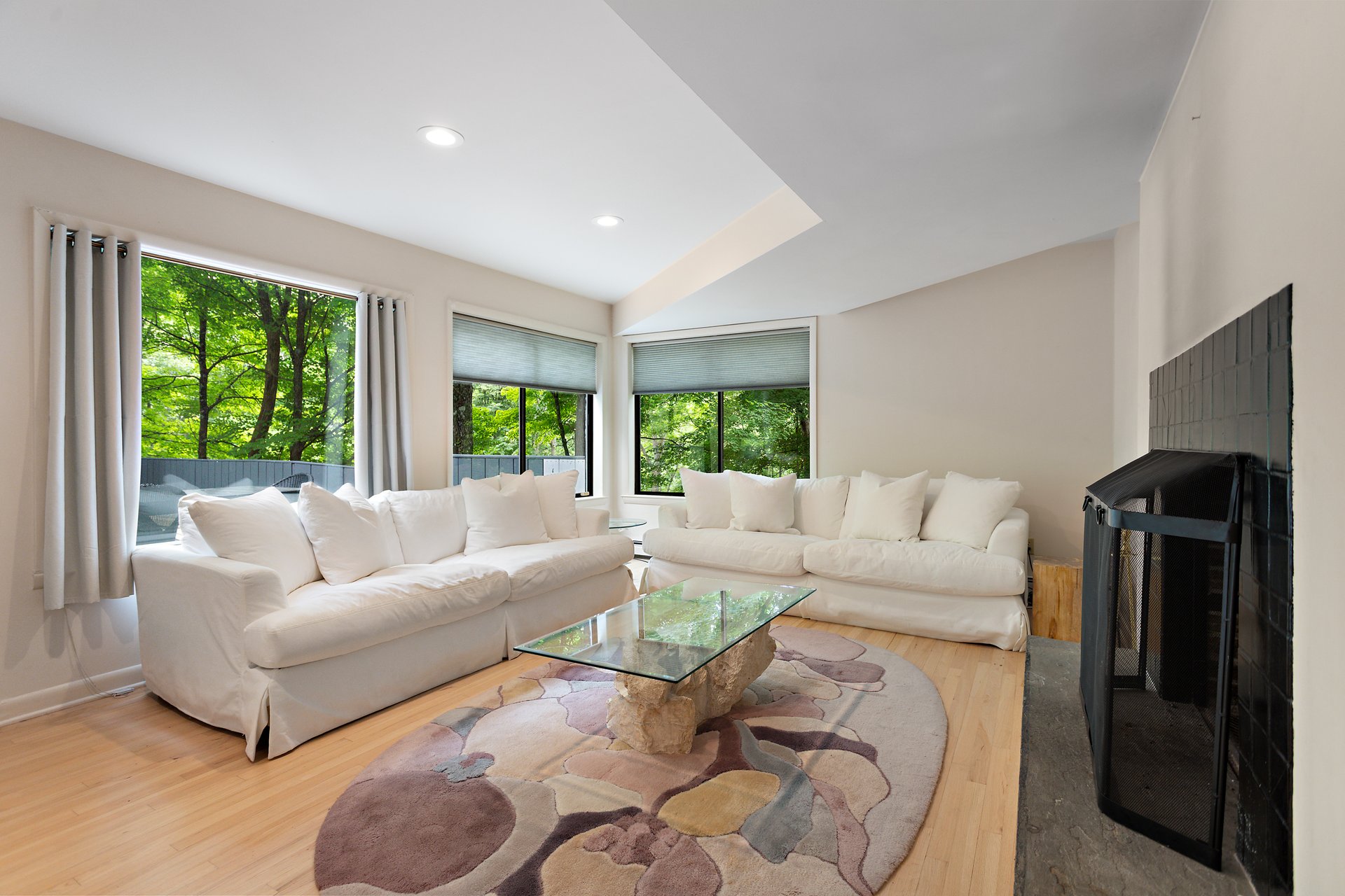 25 Cross Pond Road