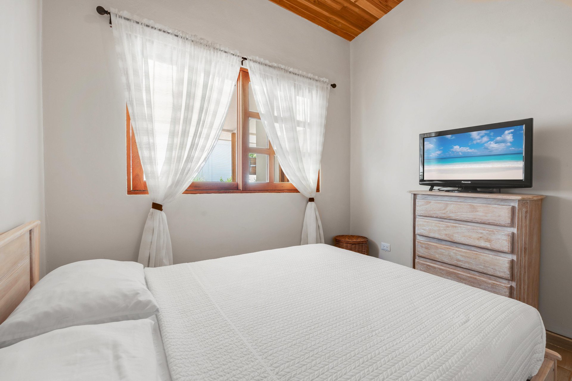 Multi-Home Property | Versatile Estate Near Playa Avellanas
