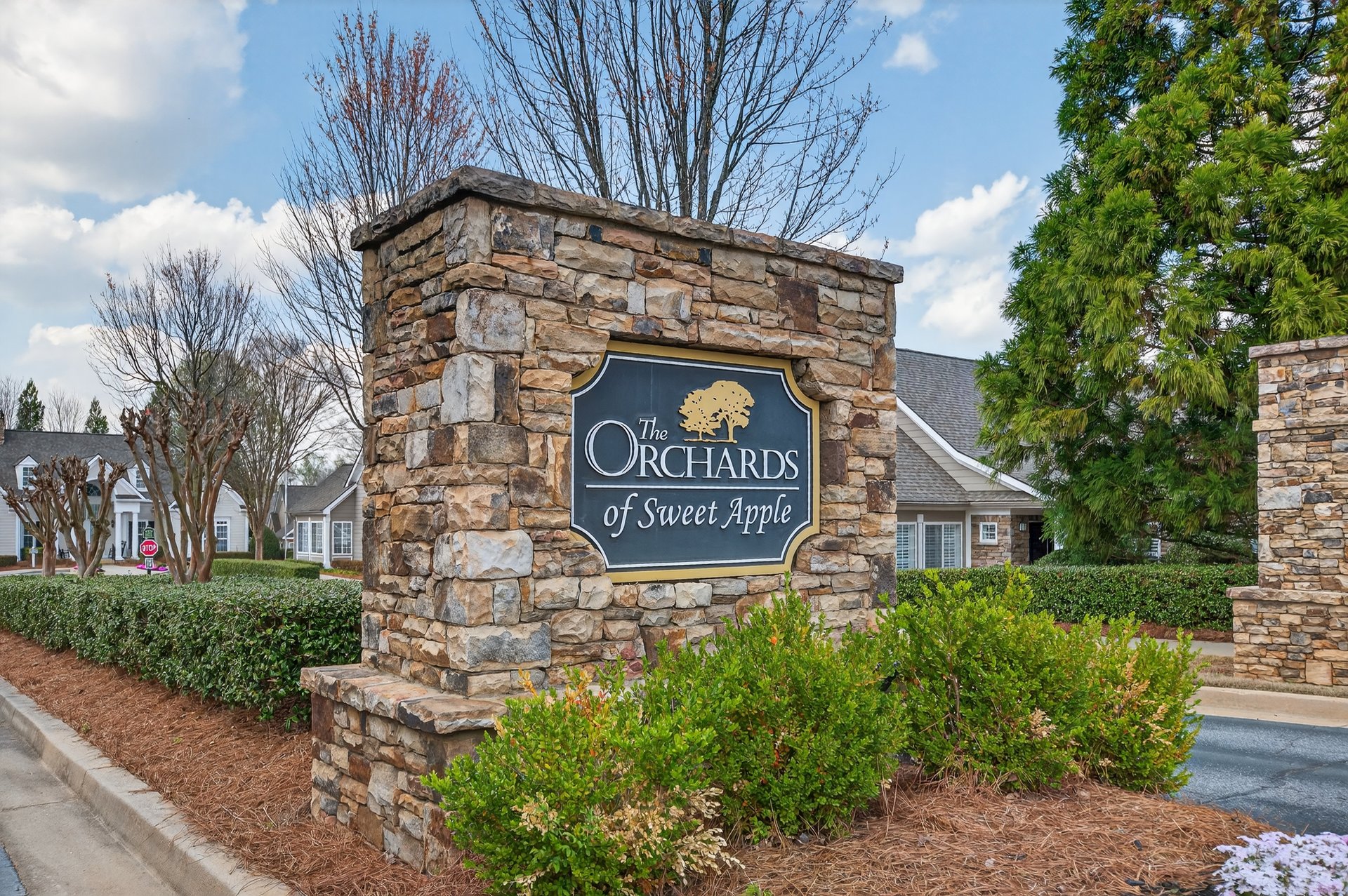 1200 Sweet Apple Circle