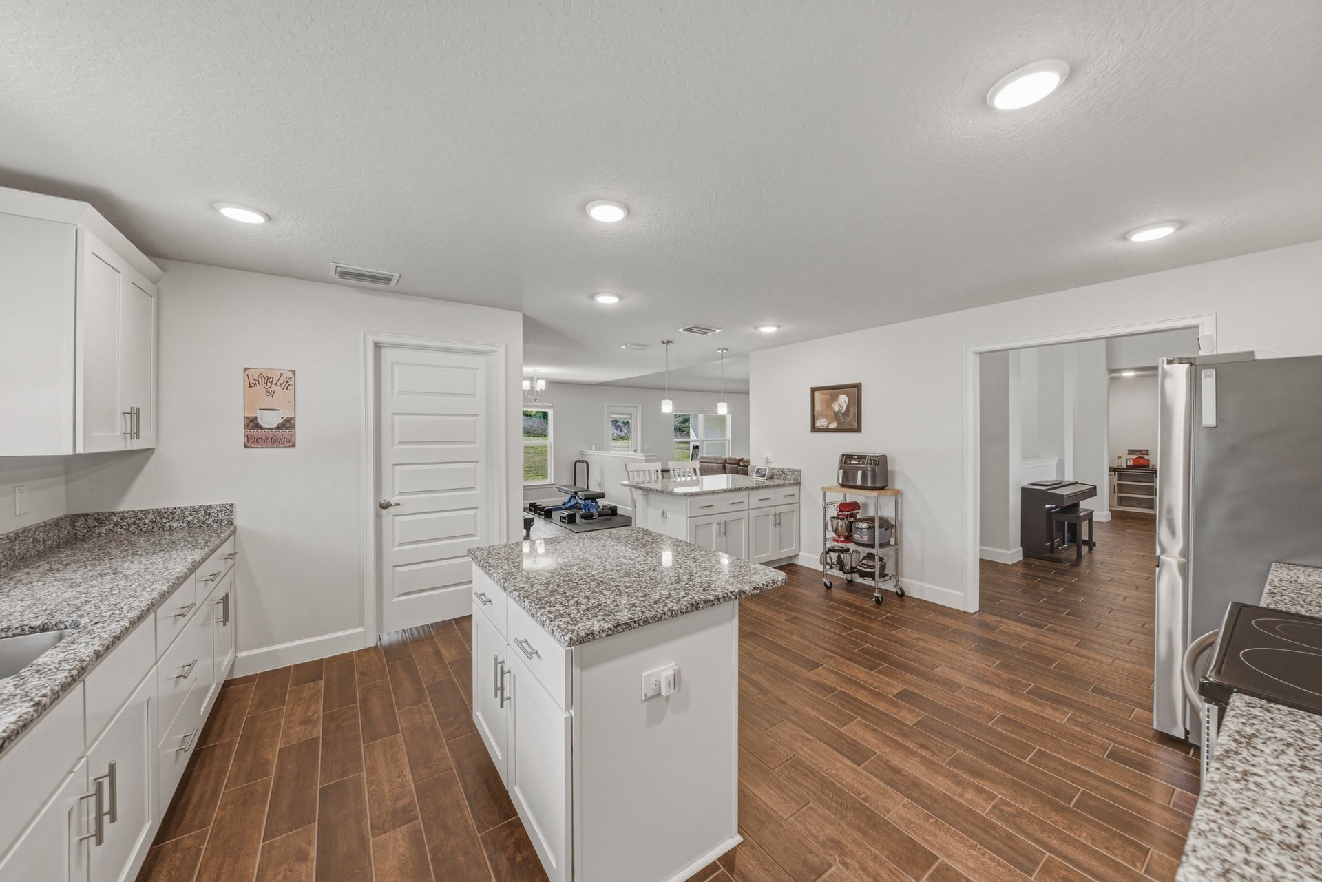 41049 STANTON HALL DR