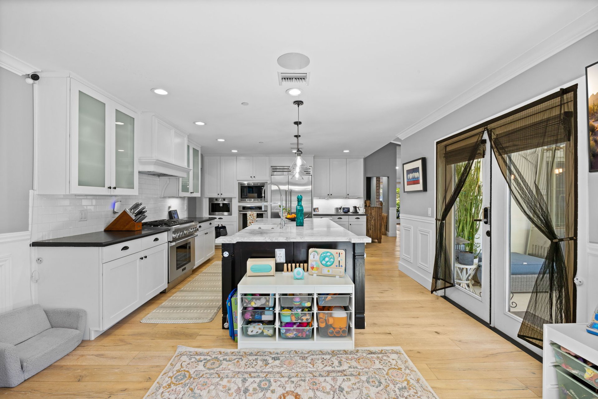 4008 N 65TH Place