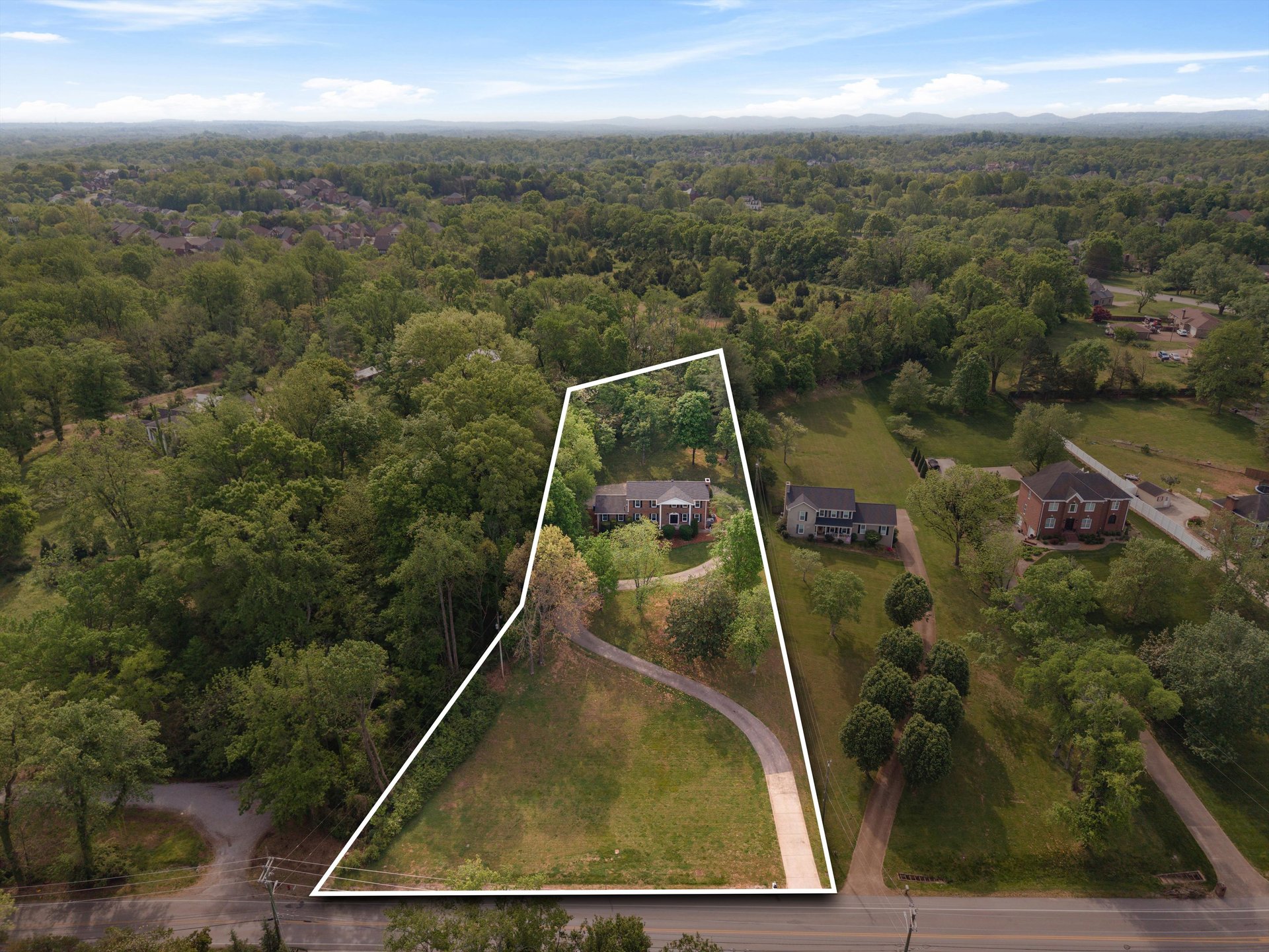 701 Edmondson Pike