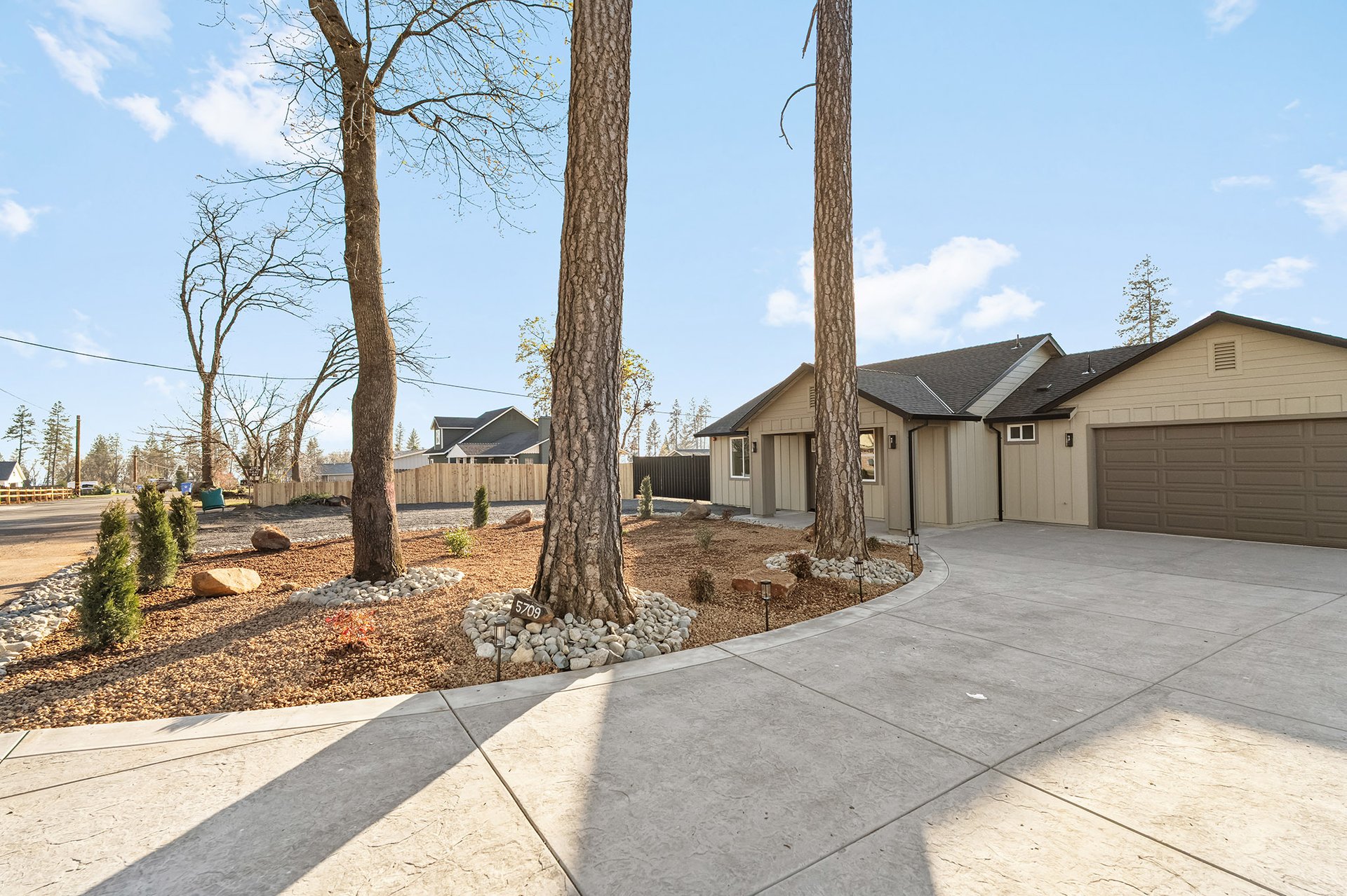 5709 Woodglen Drive