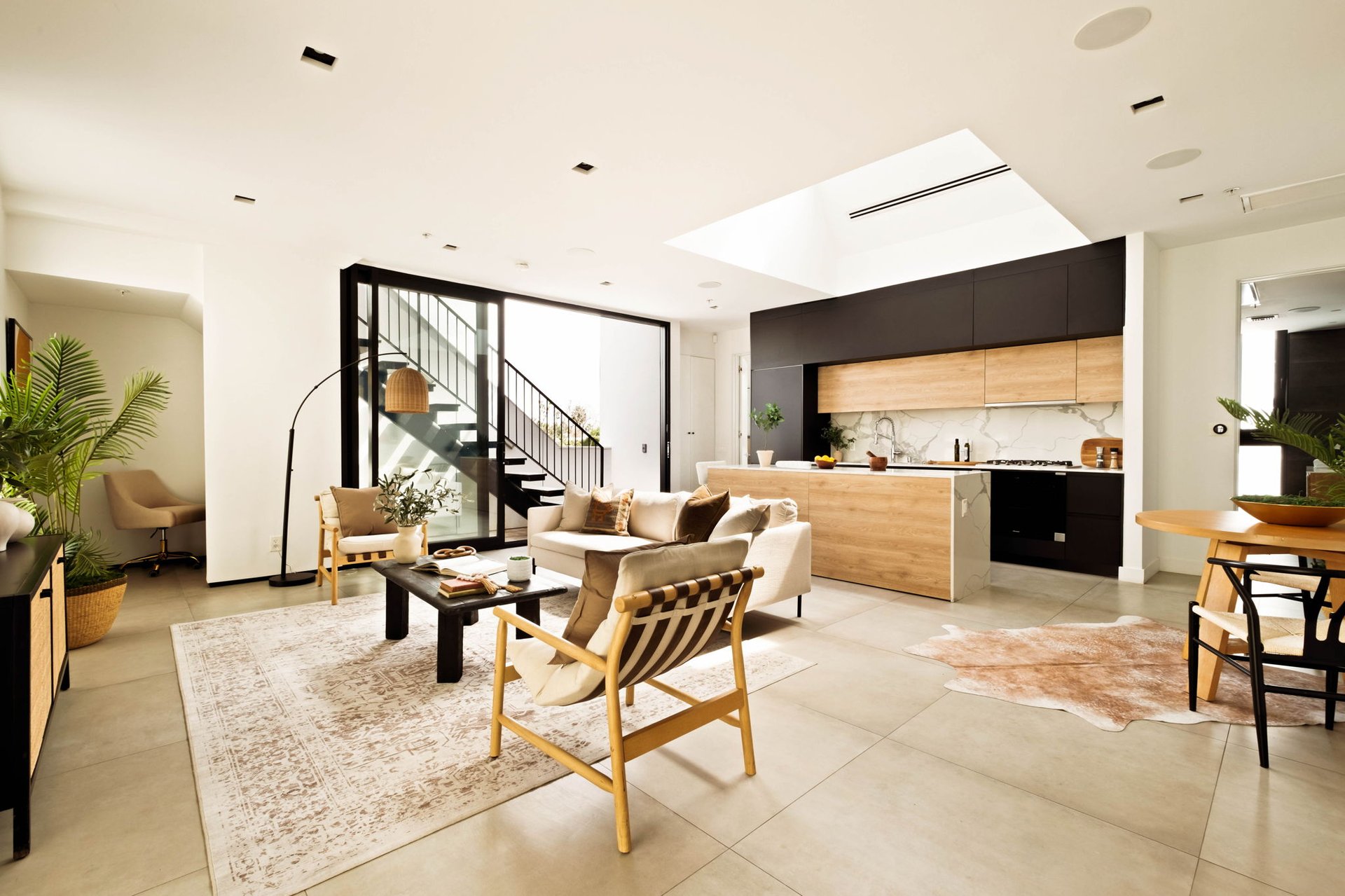 1253 N Sweetzer Ave #5, West Hollywood