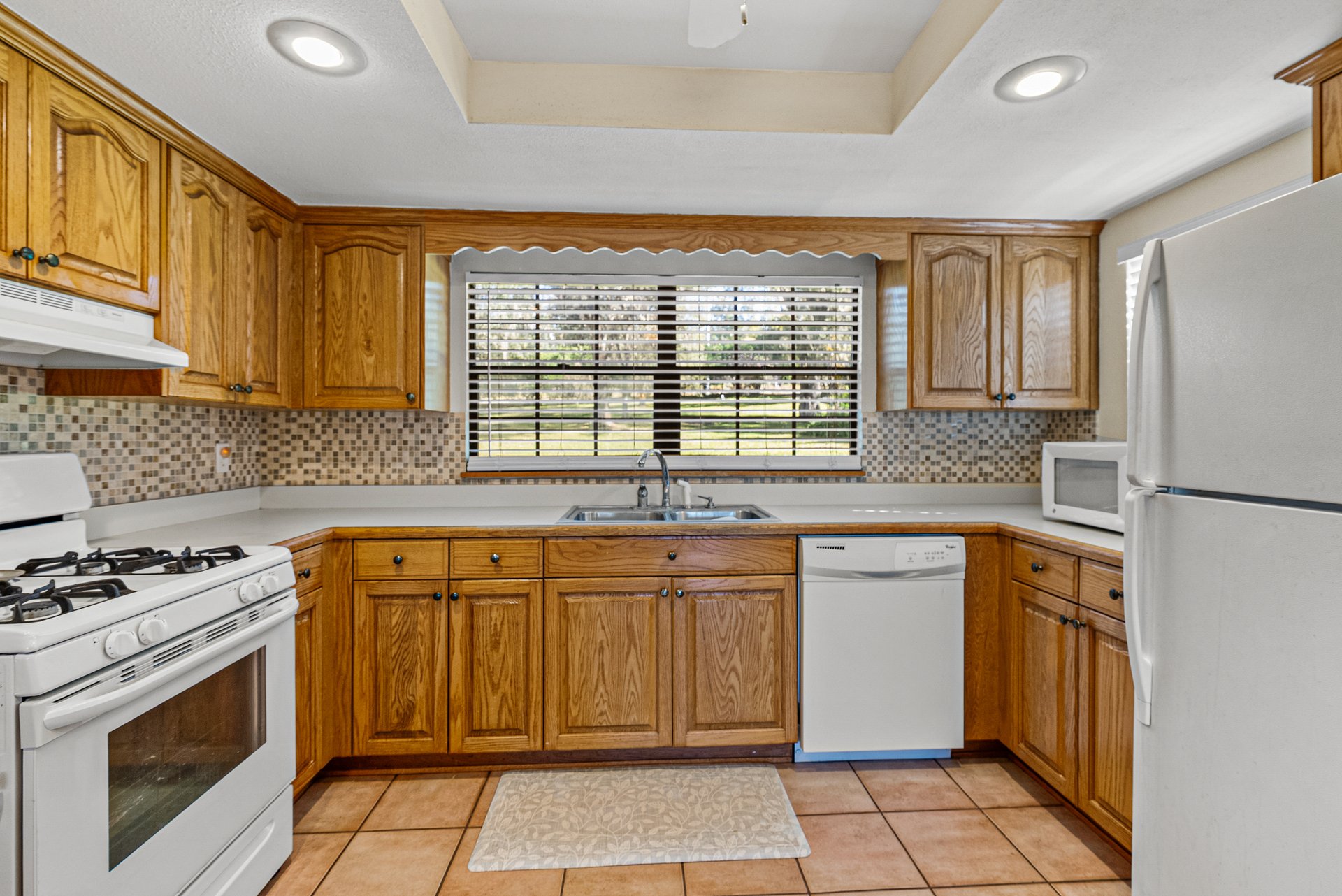11045 FORT KING RD