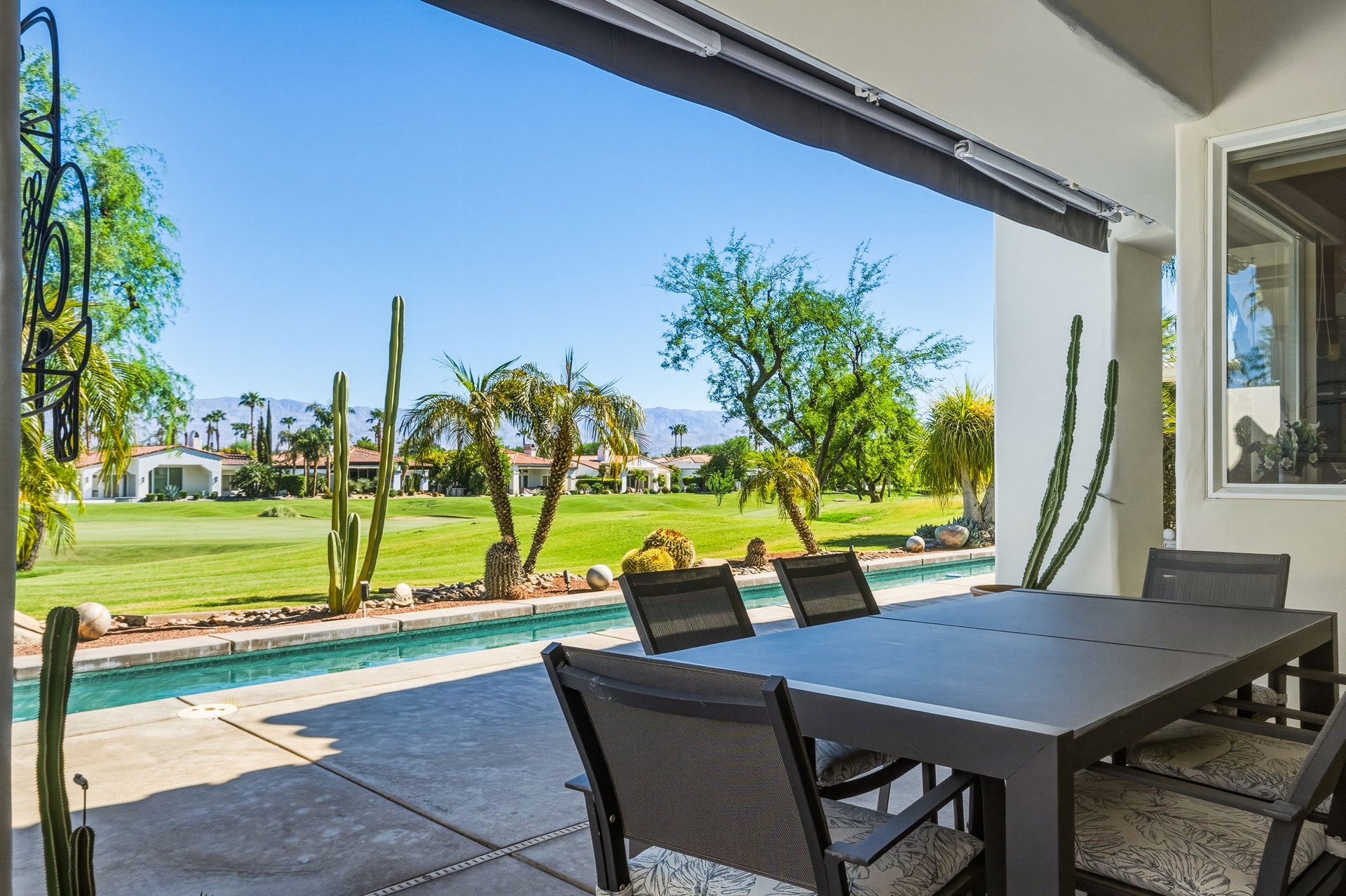 896 Mesa Grande