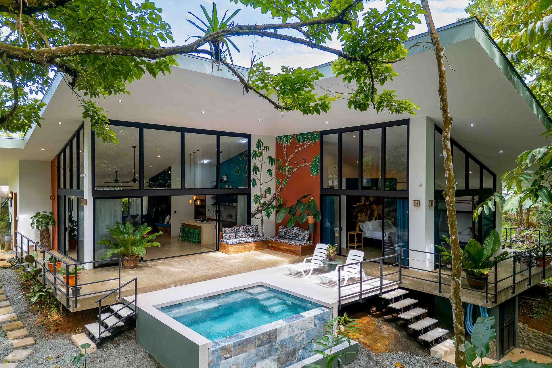 Furnished and Turnkey Home Rainforest Villa with Pool and Creek