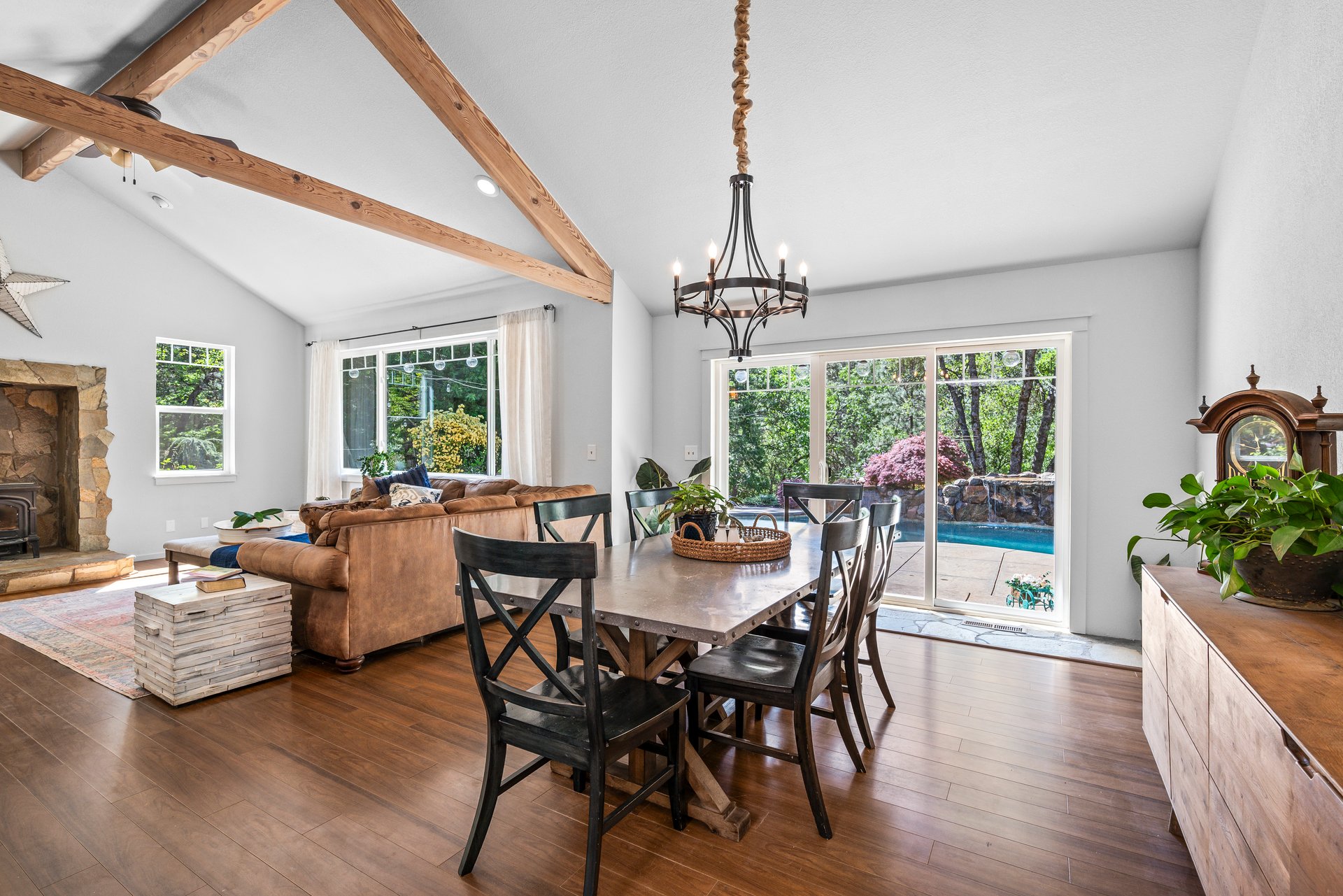 2405 No Walk Rd, Placerville