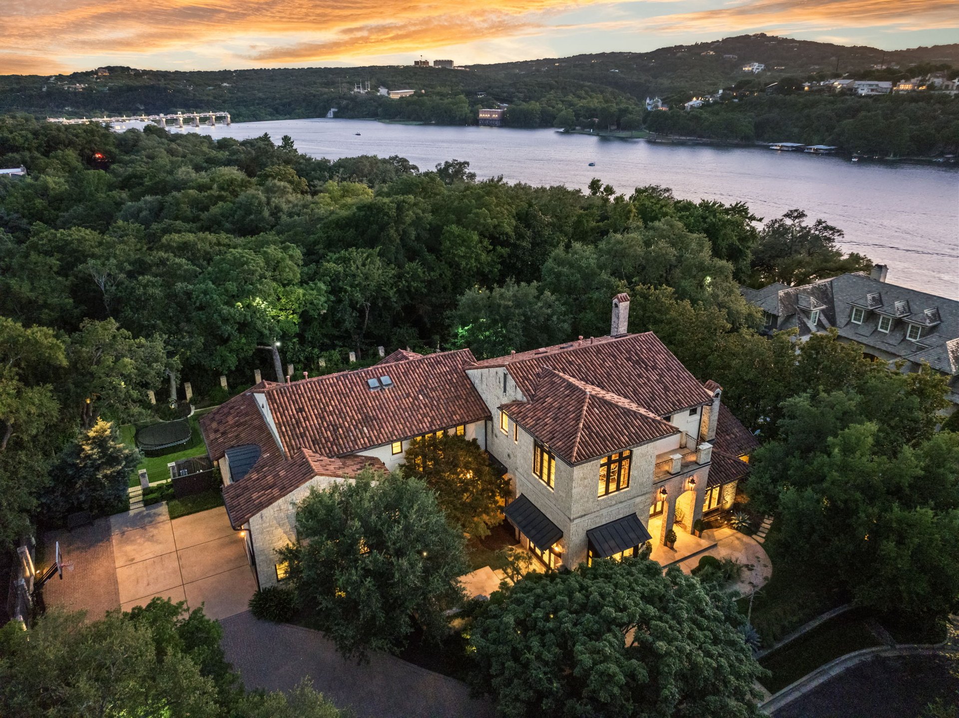 Tarrytown Gem
