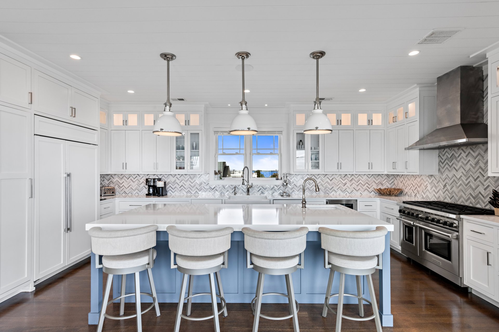 161 F Long Beach Blvd