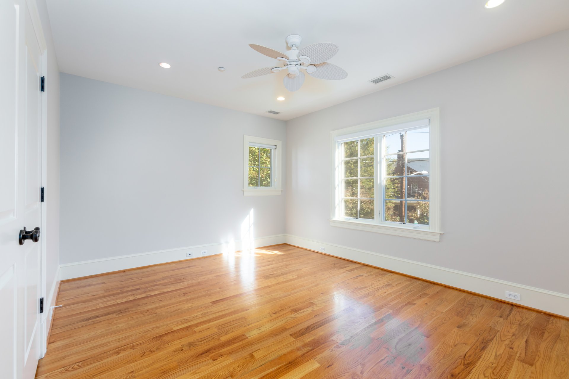 2608 36th Place NW