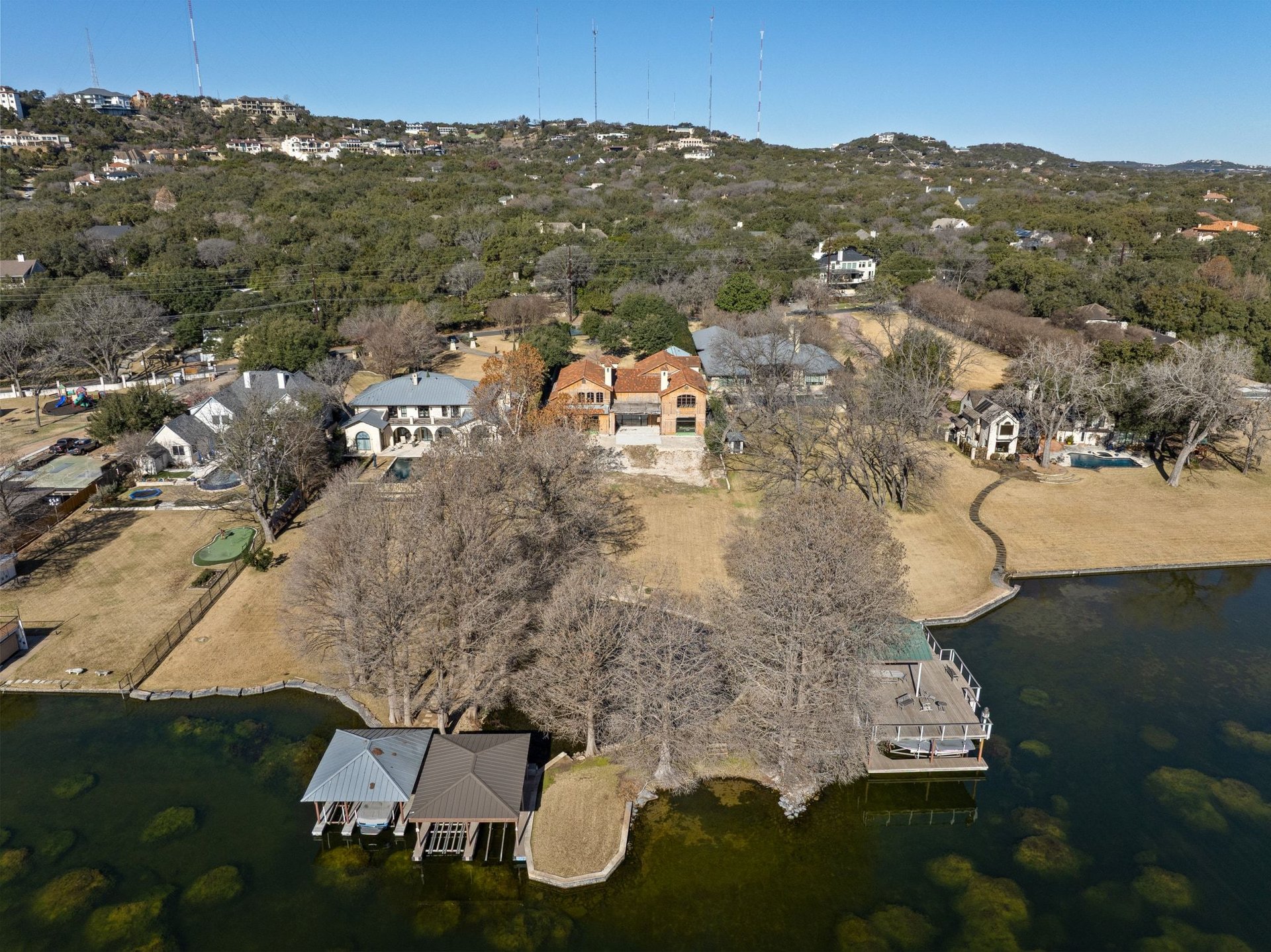 2611 Westlake Drive 