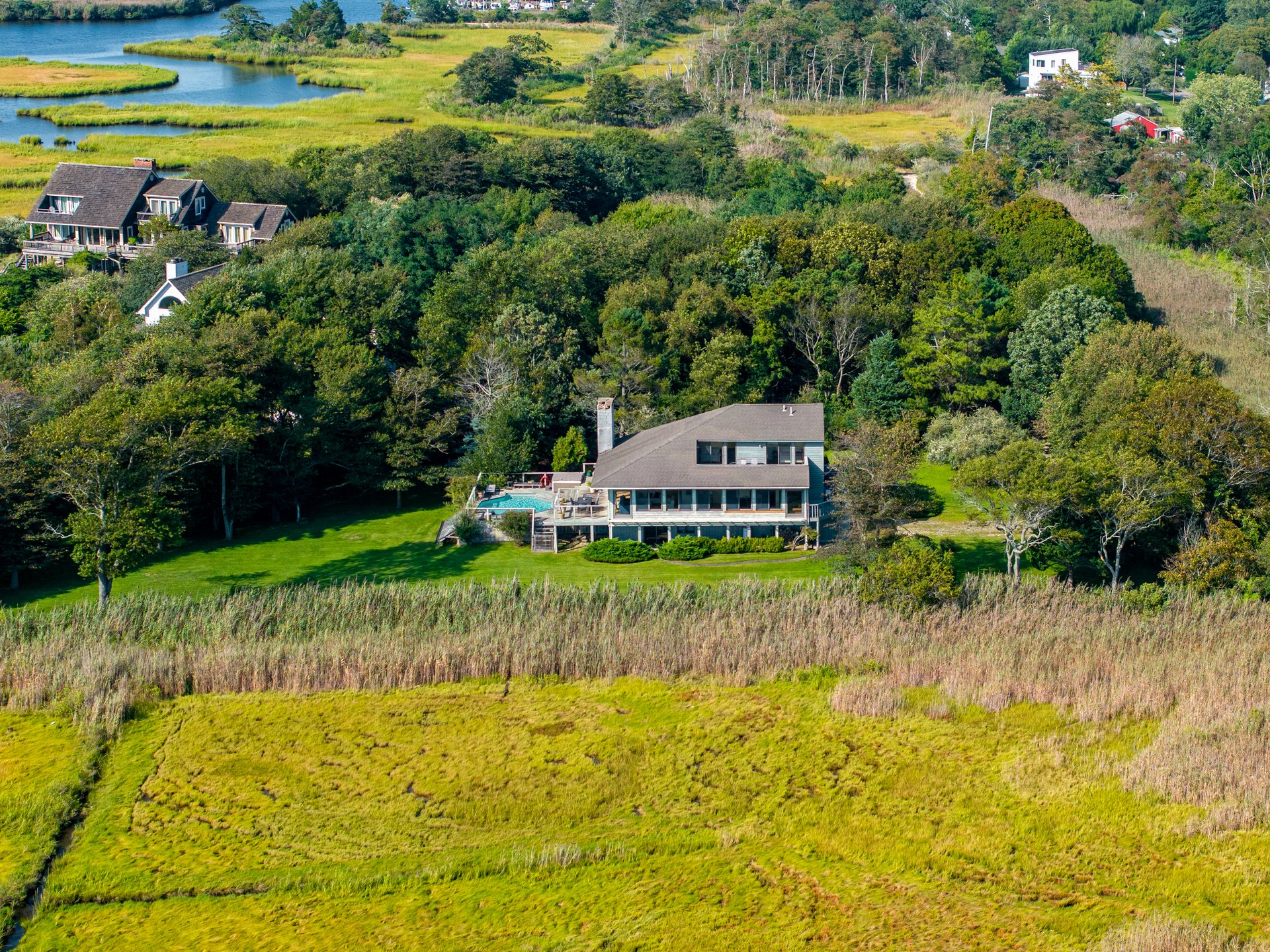Bayward: The Hamlet’s Most Remarkable Water Views