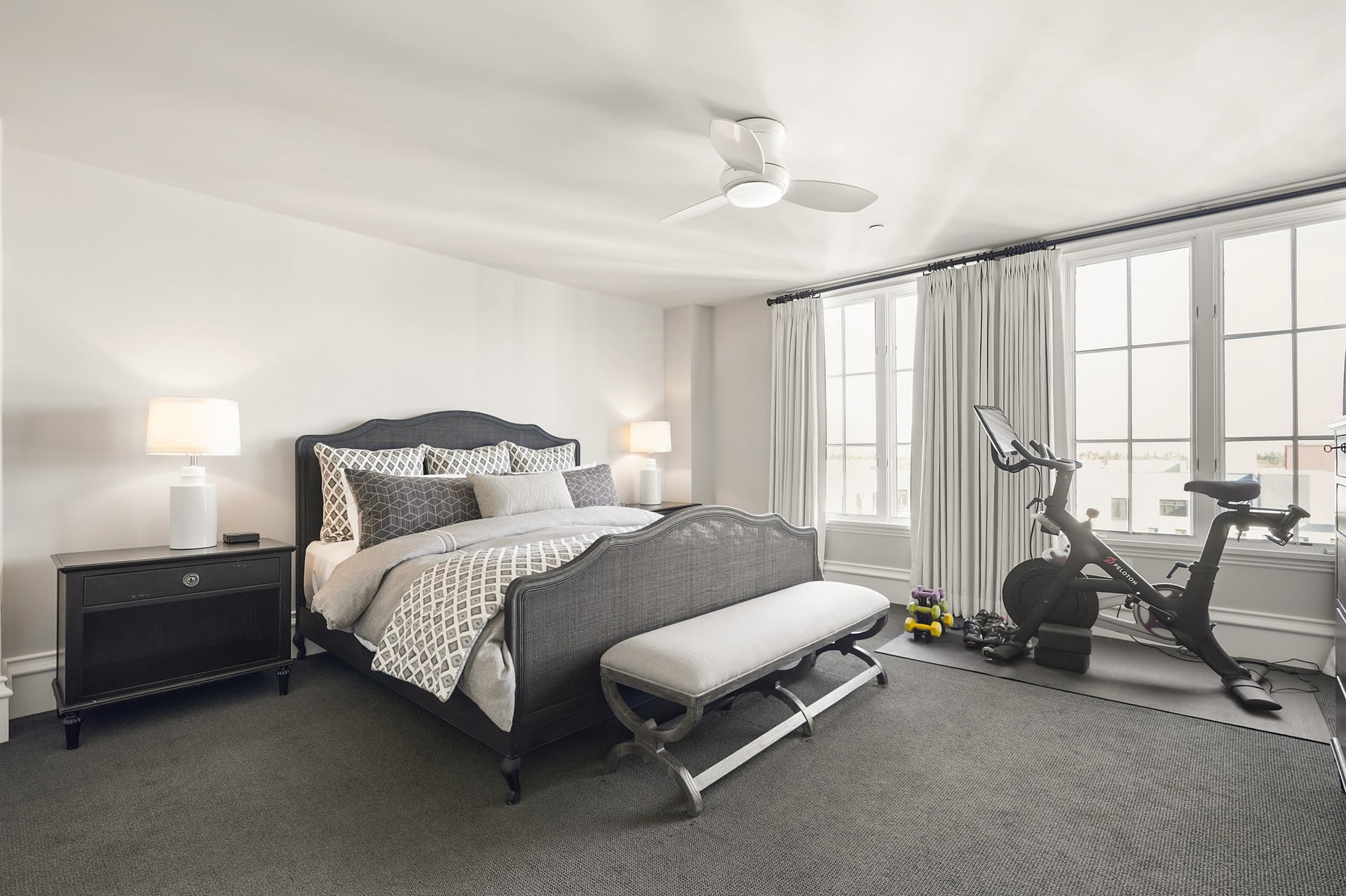 356 Santana Row APT 319