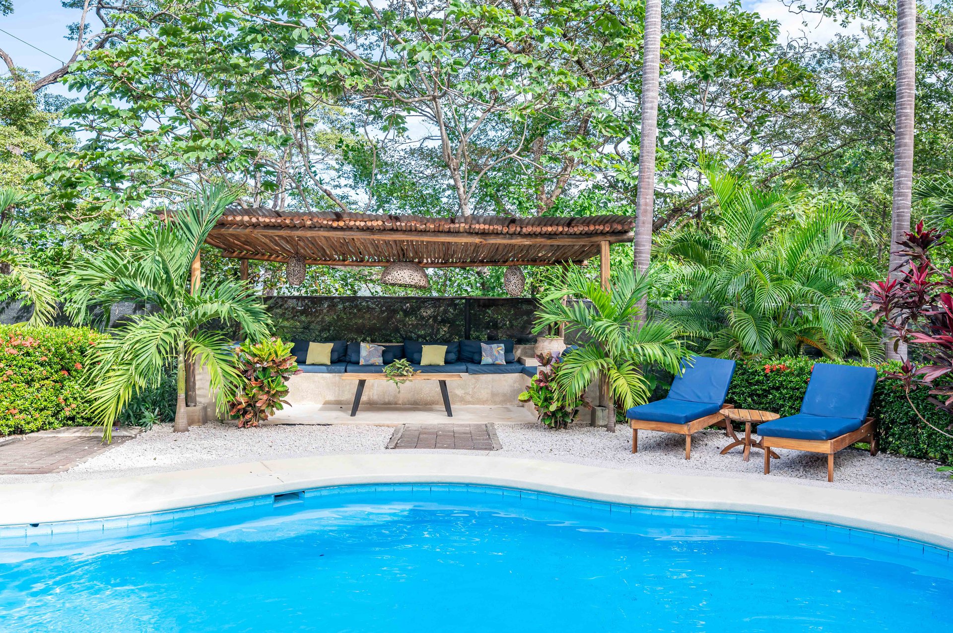 Cornett Retreat | Multi-Unit Colonial Compound 10 Mins to Playa Grande