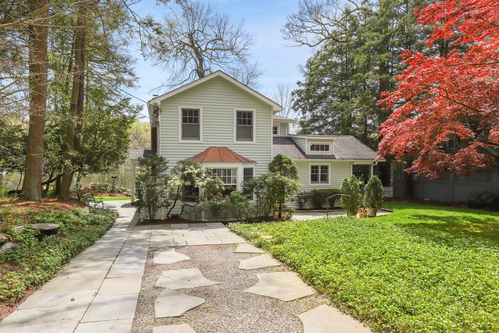 28 Cove Road